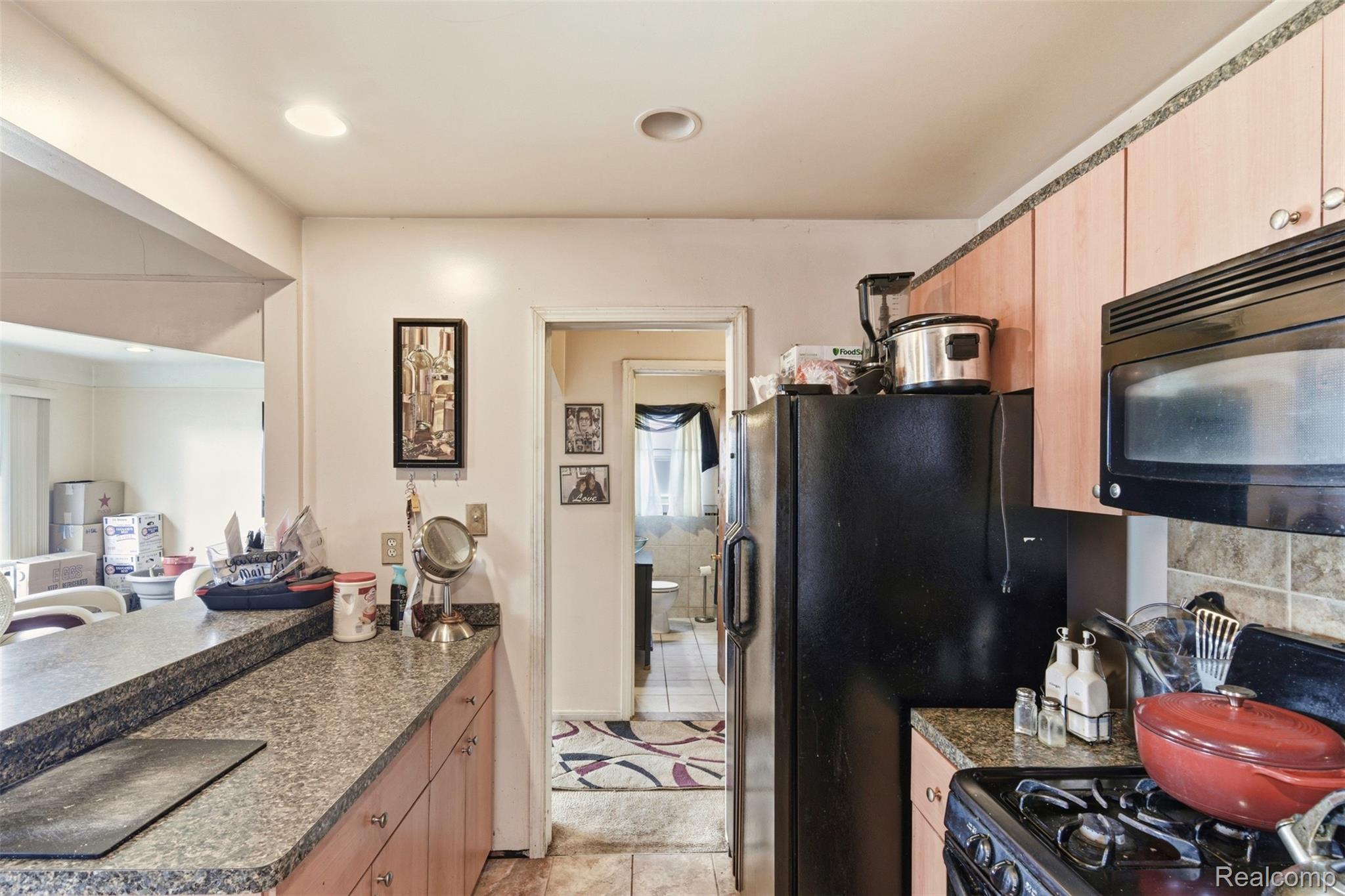 9325 Stahelin Avenue Property Photo 14