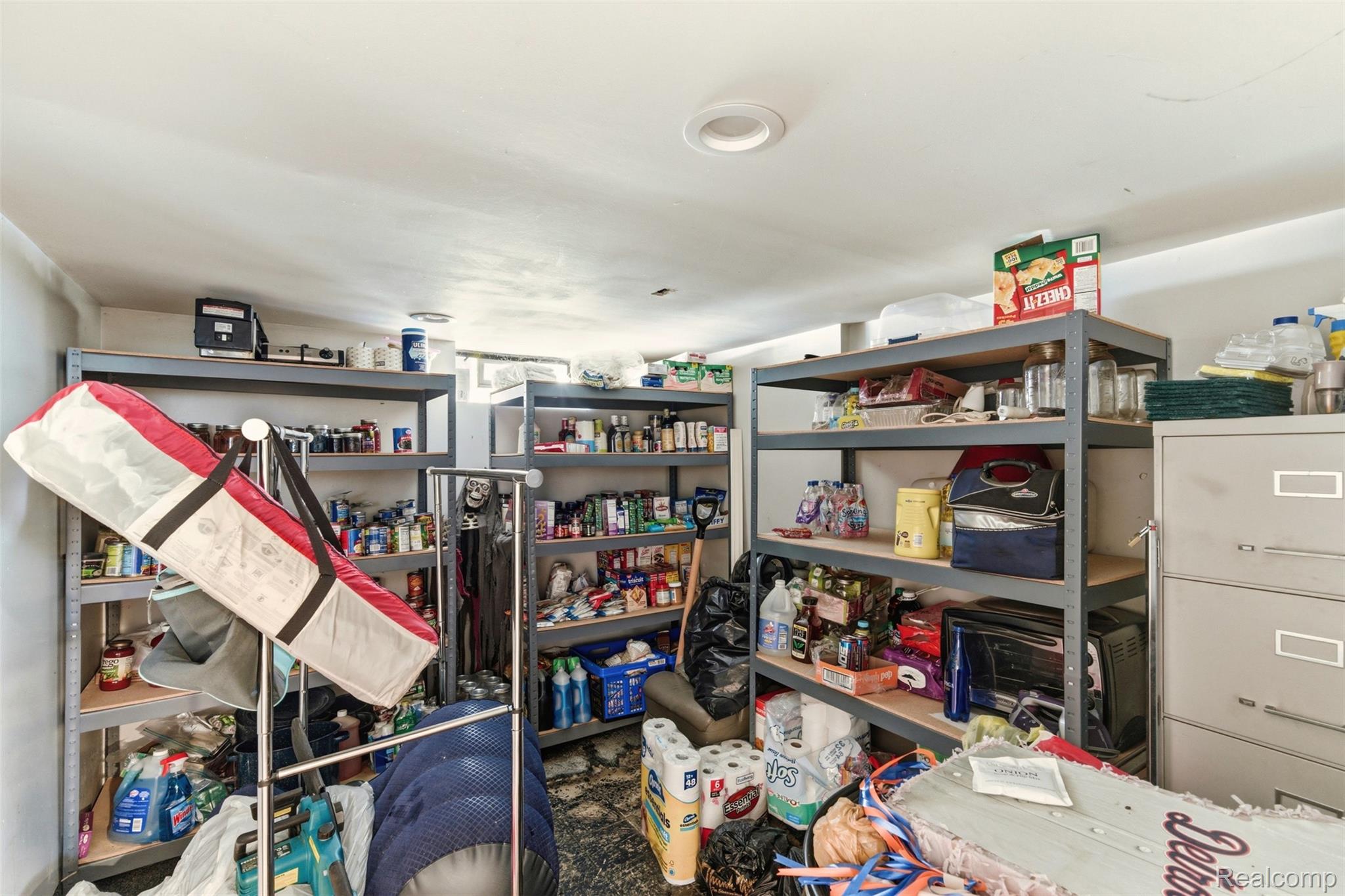 9325 Stahelin Avenue Property Photo 23