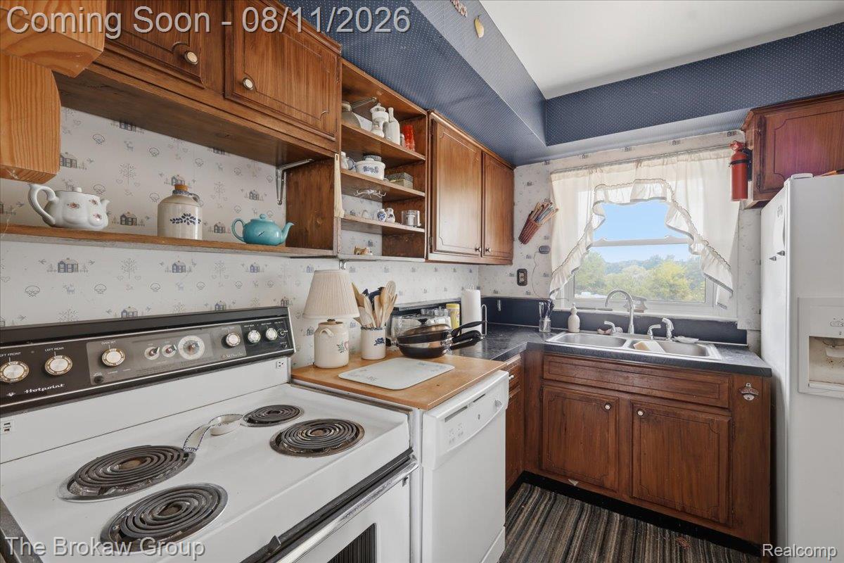 10431 Davison Road Property Photo 18