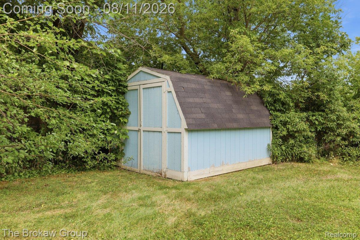 10431 Davison Road Property Photo 42