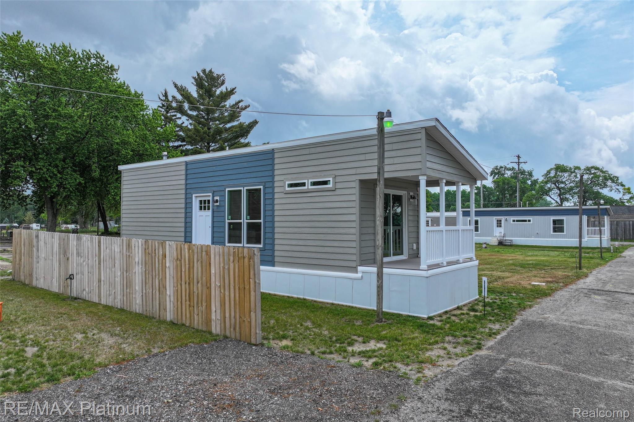 24 Sunset Lane Property Photo 2