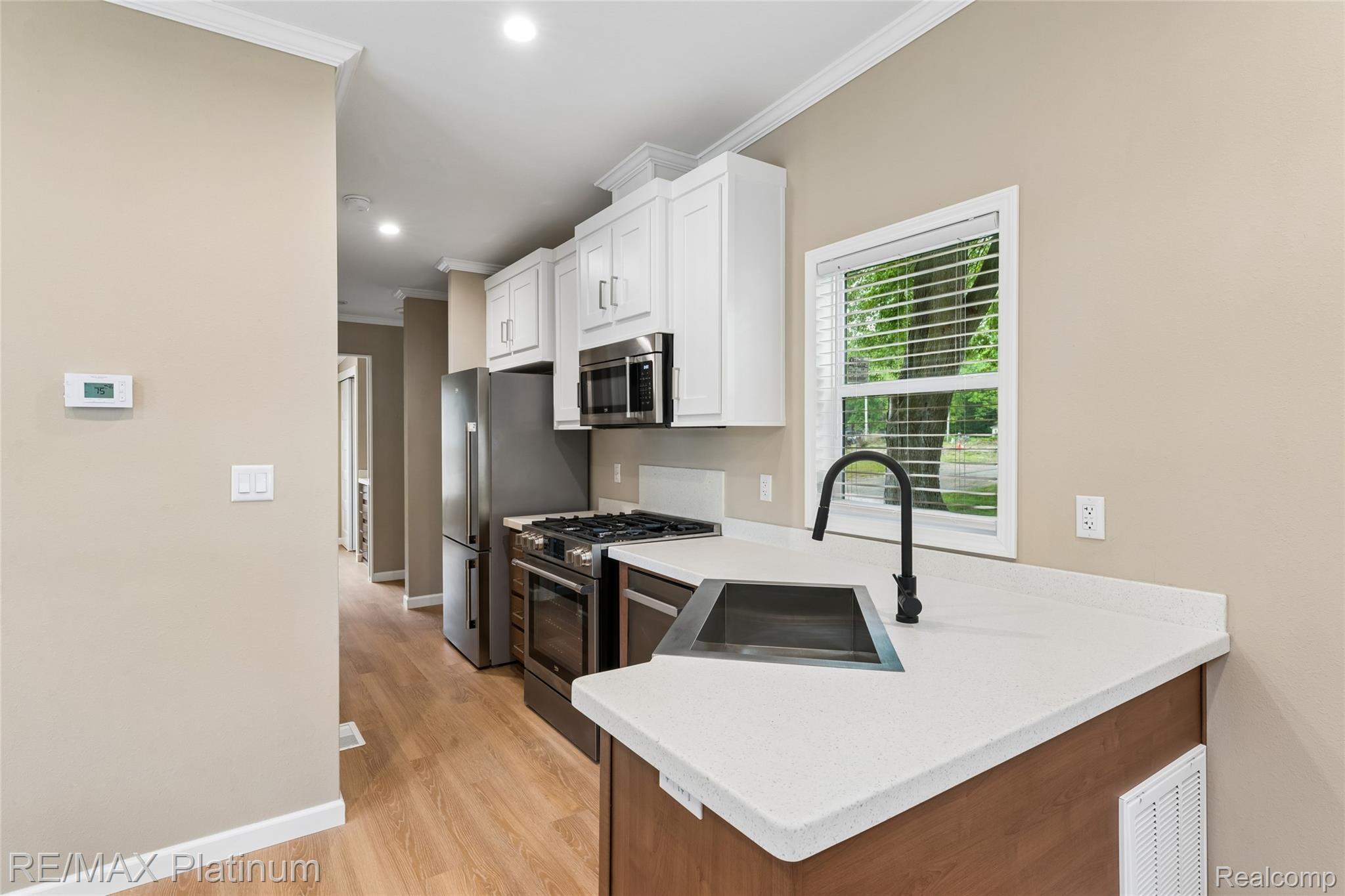29 Retreat Way Property Photo 5