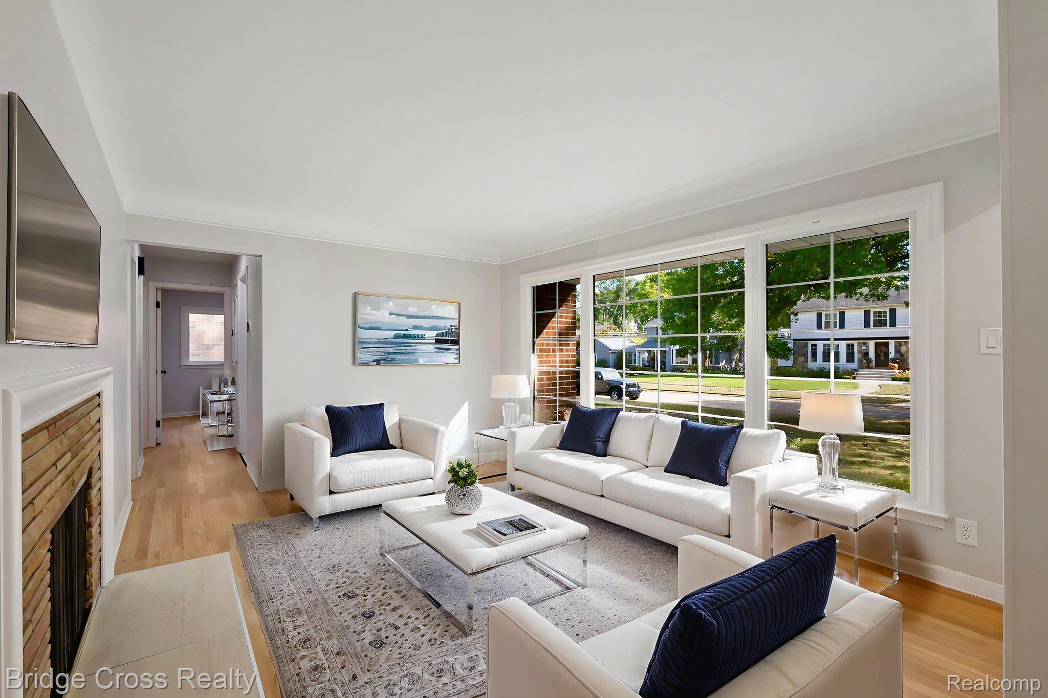 2614 Essex Street Property Photo 8