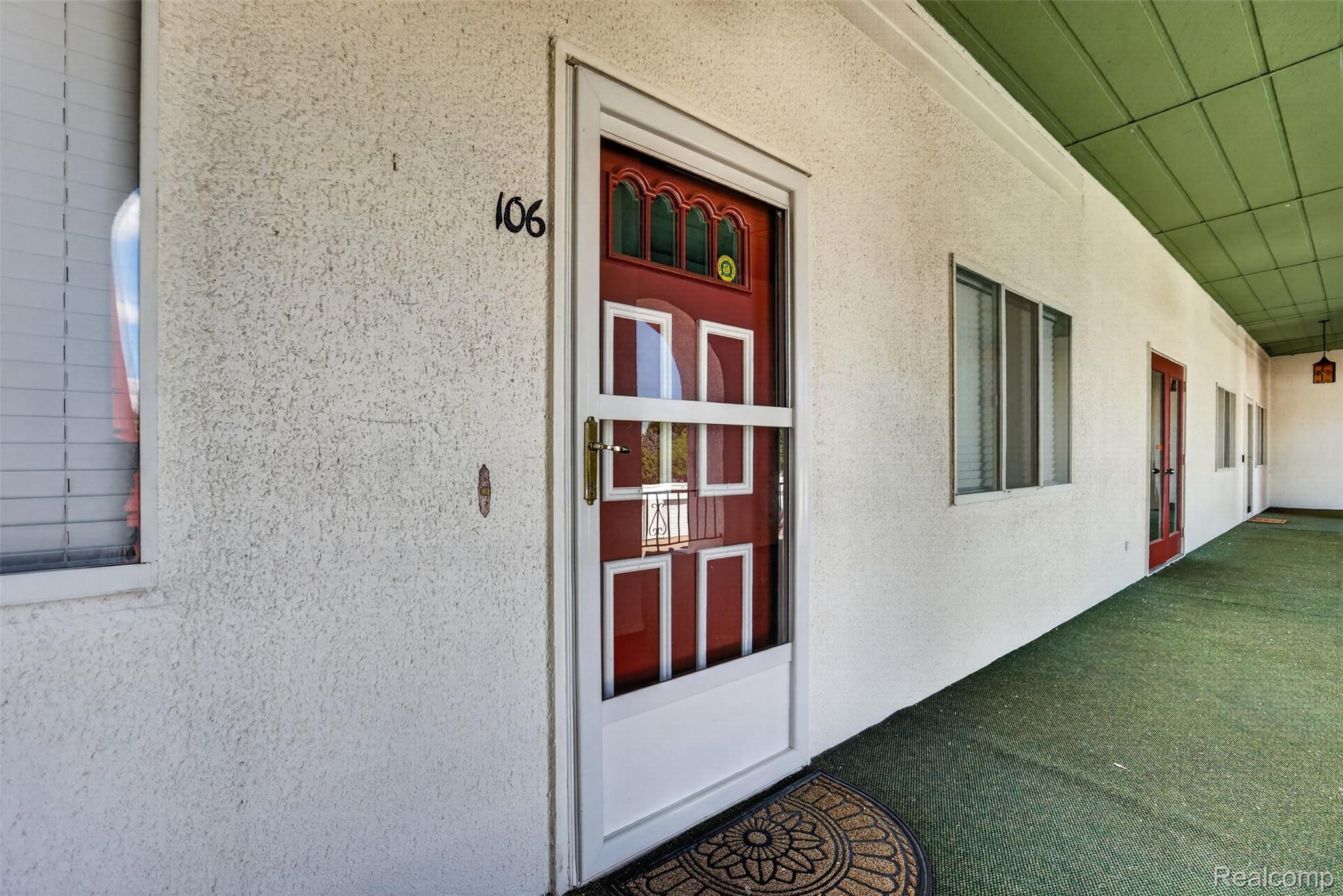 925 Kennely Road G-106 Property Photo 2