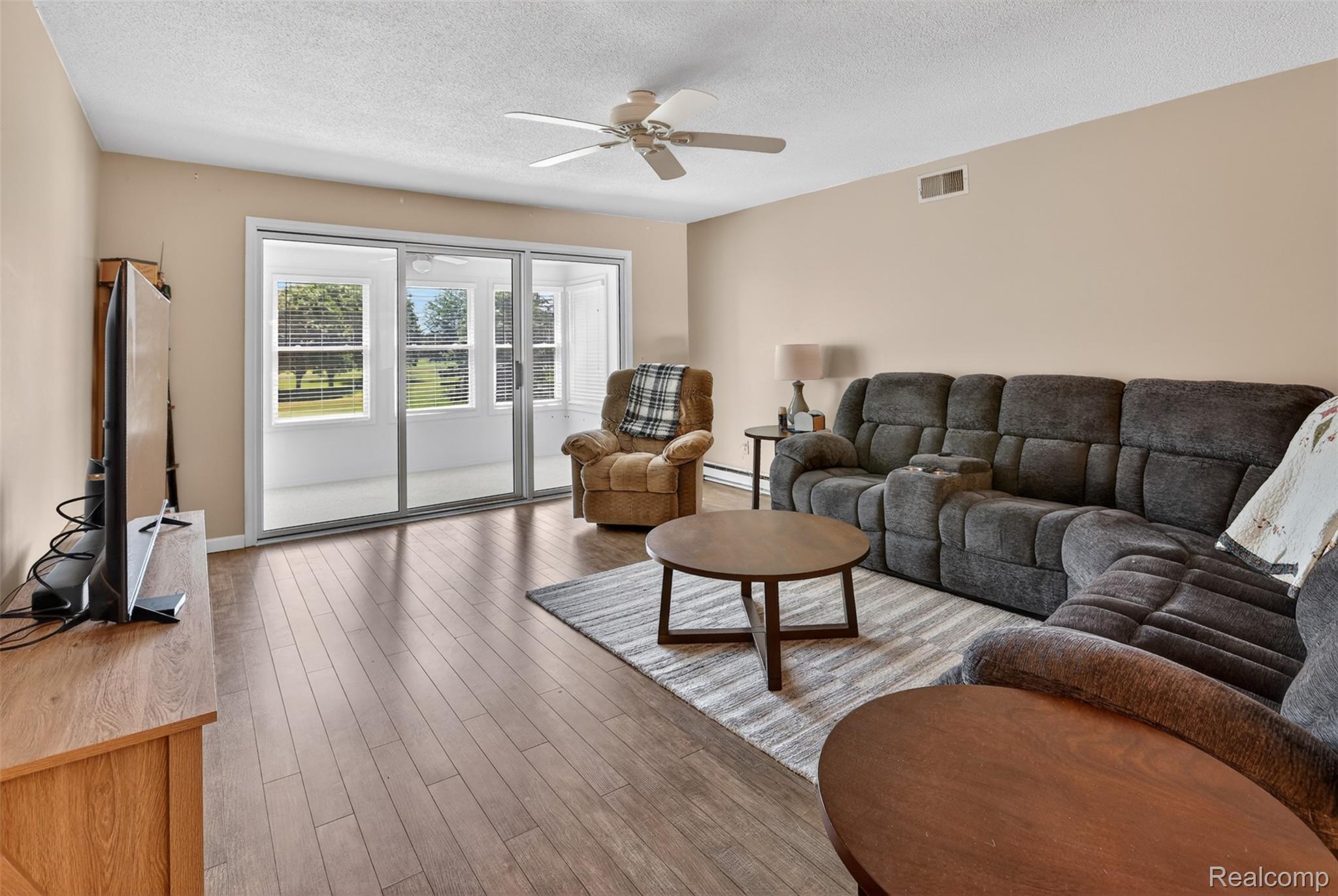 925 Kennely Road G-106 Property Photo 4