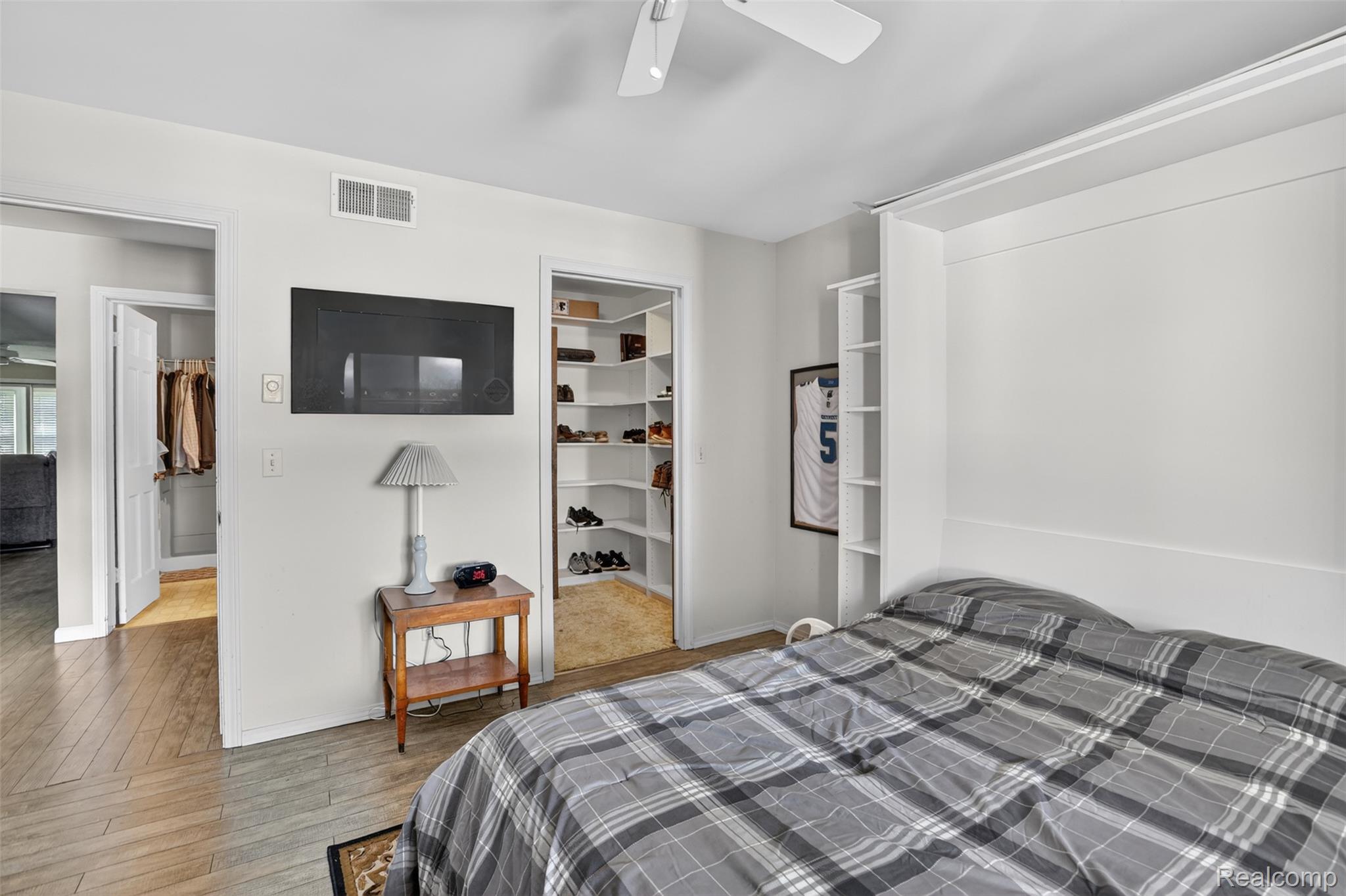 925 Kennely Road G-106 Property Photo 12