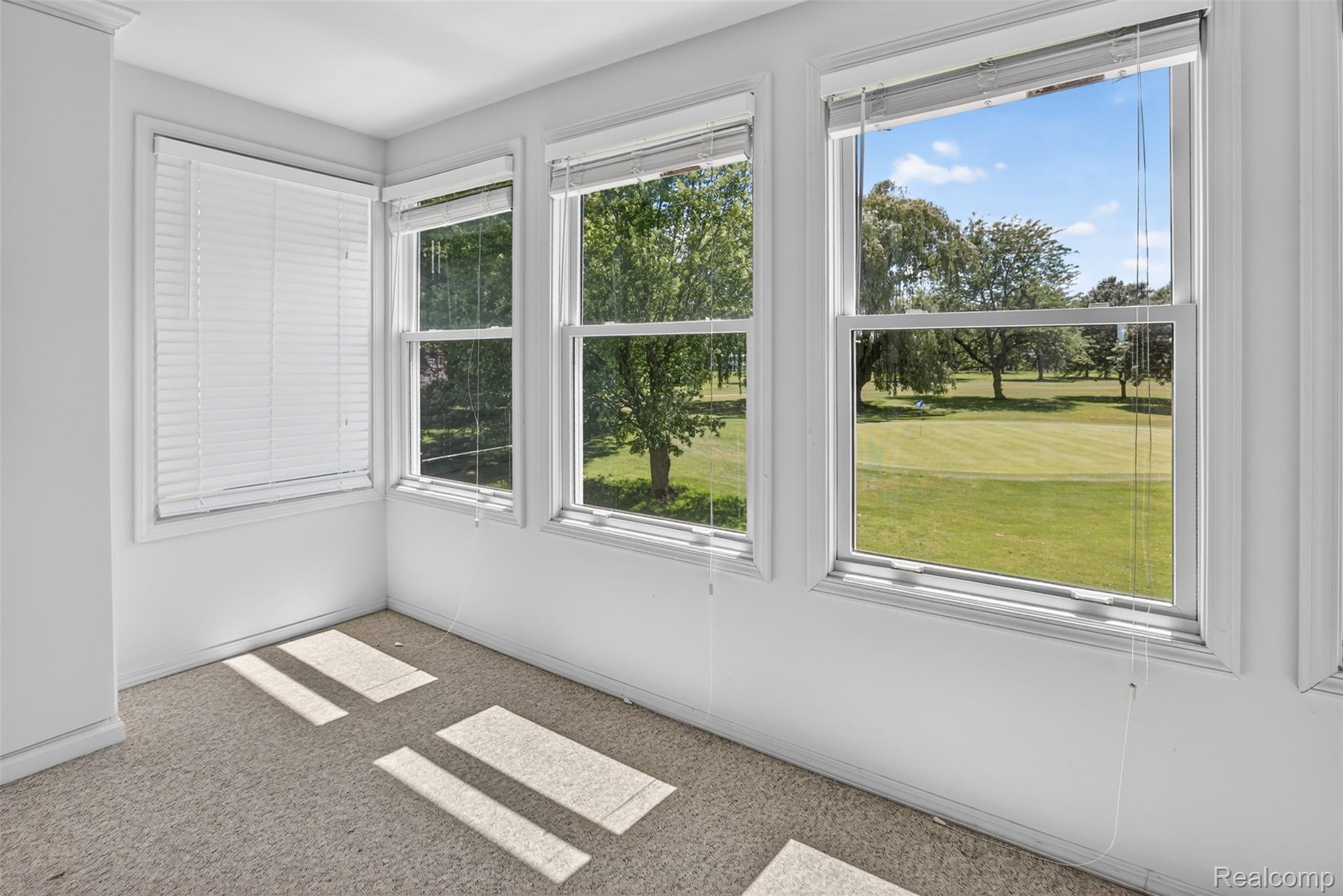 925 Kennely Road G-106 Property Photo 20