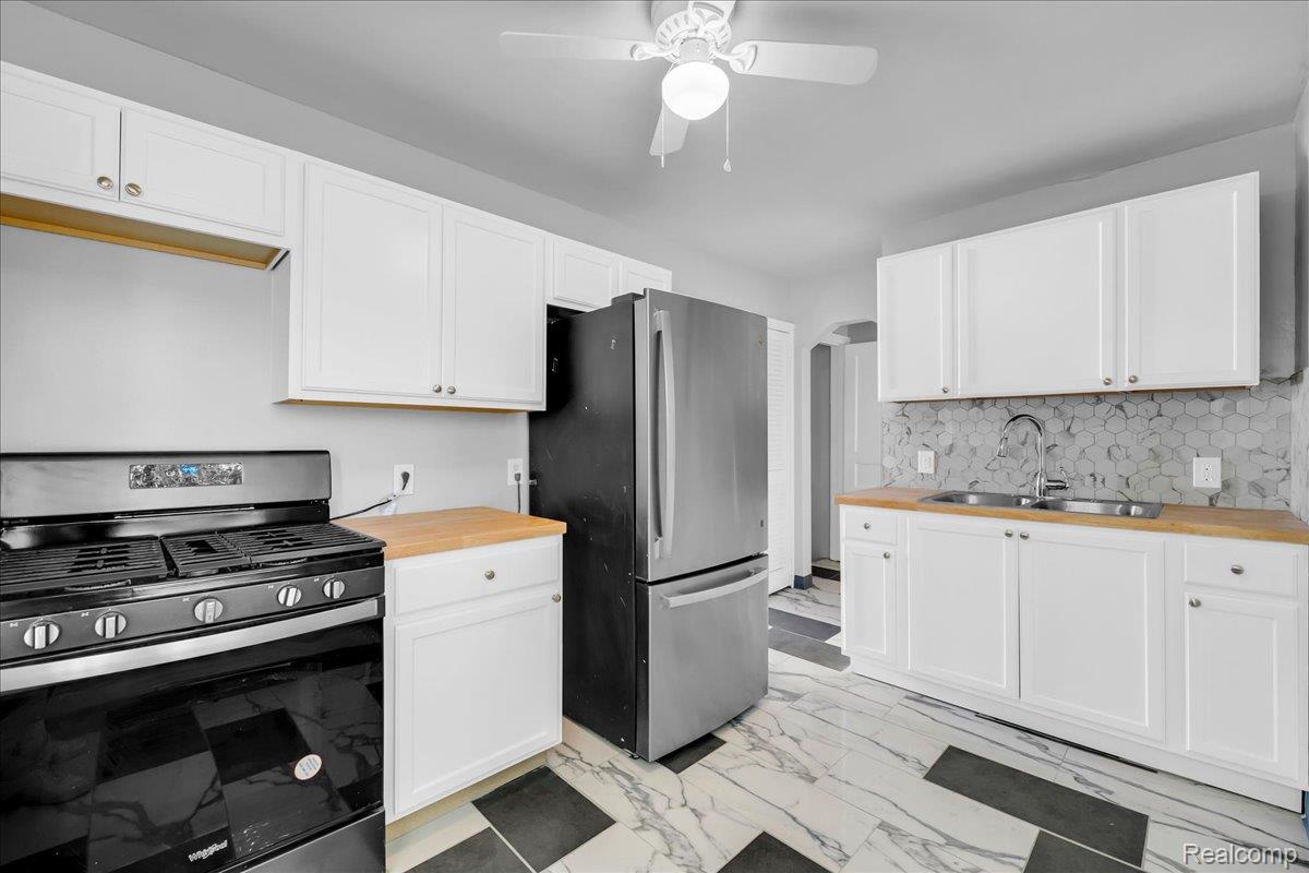 20114 Regent Drive Property Photo 9