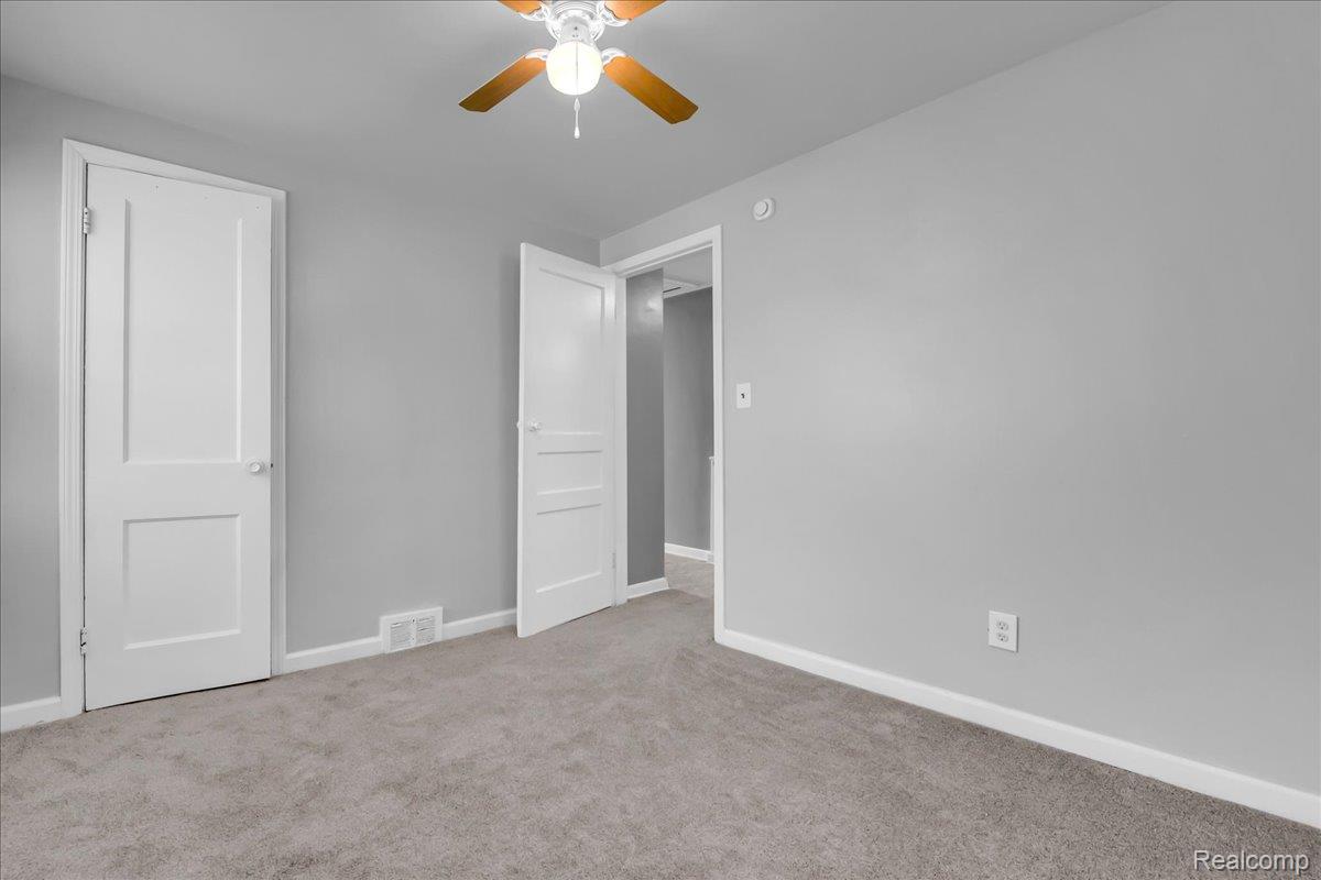 20114 Regent Drive Property Photo 15