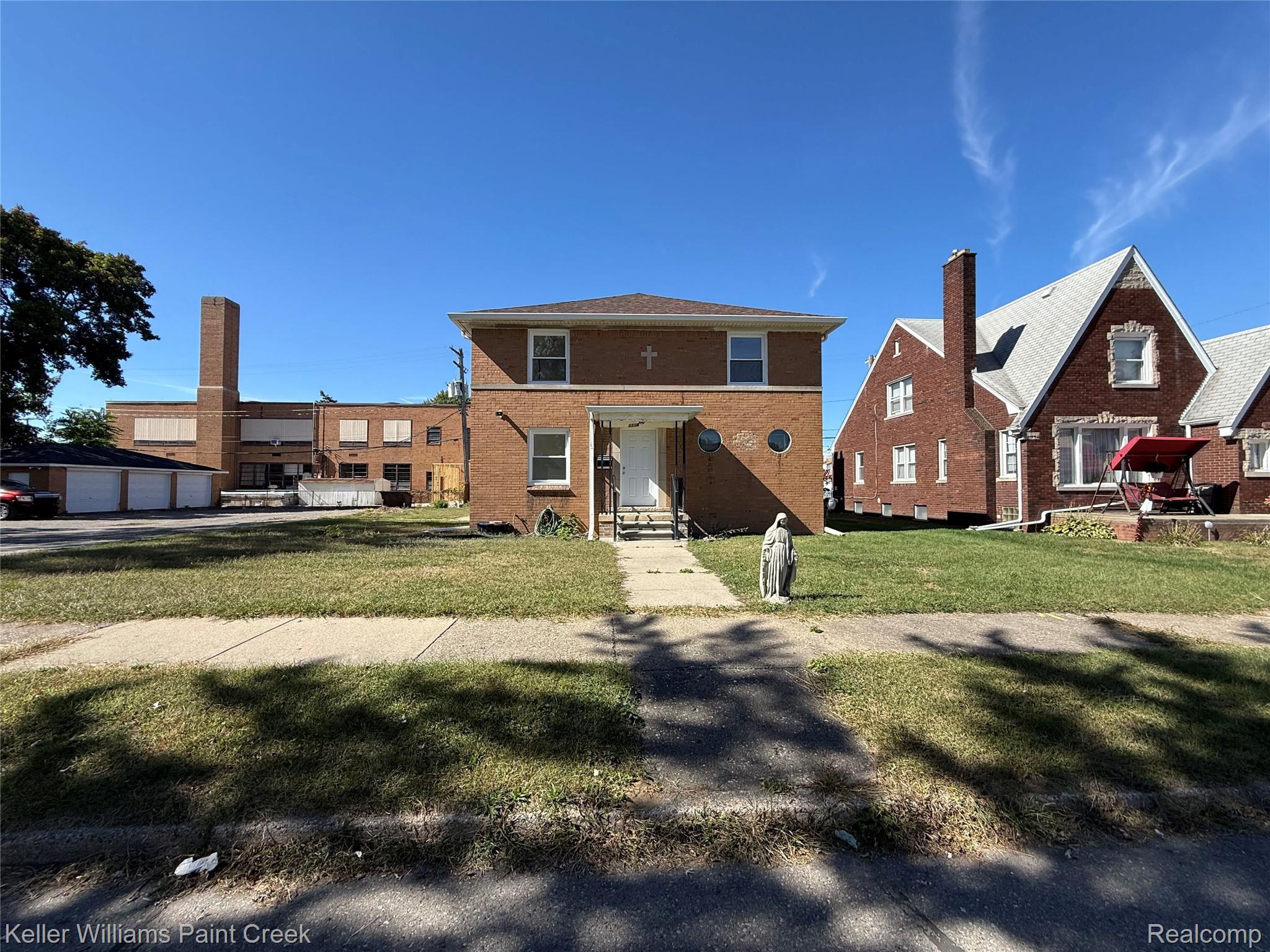 1114 1st Street Property Photo 1