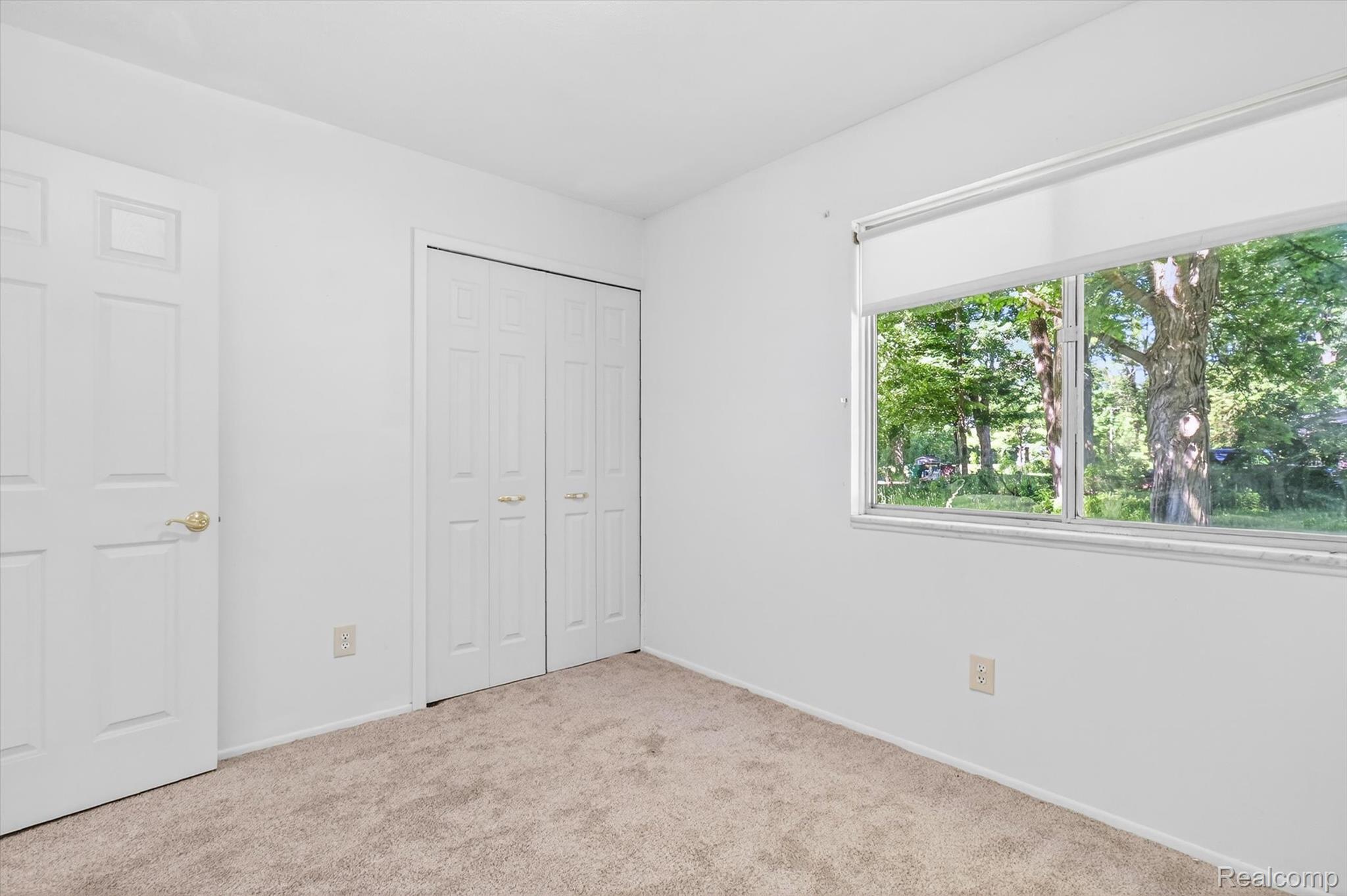 48050 Hull Road Property Photo 32