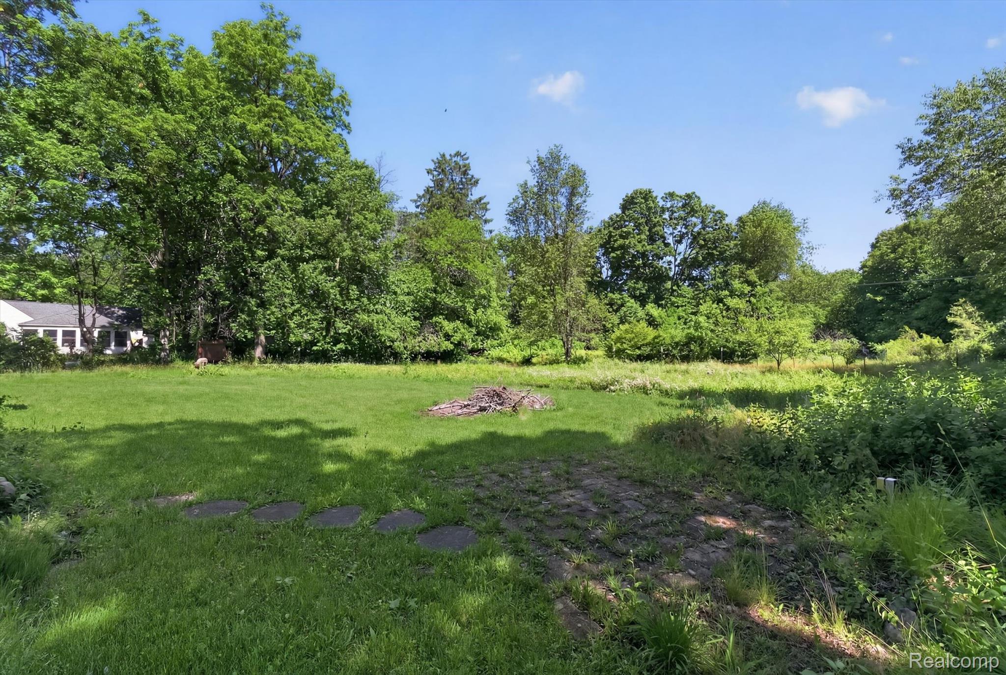 48050 Hull Road Property Photo 39
