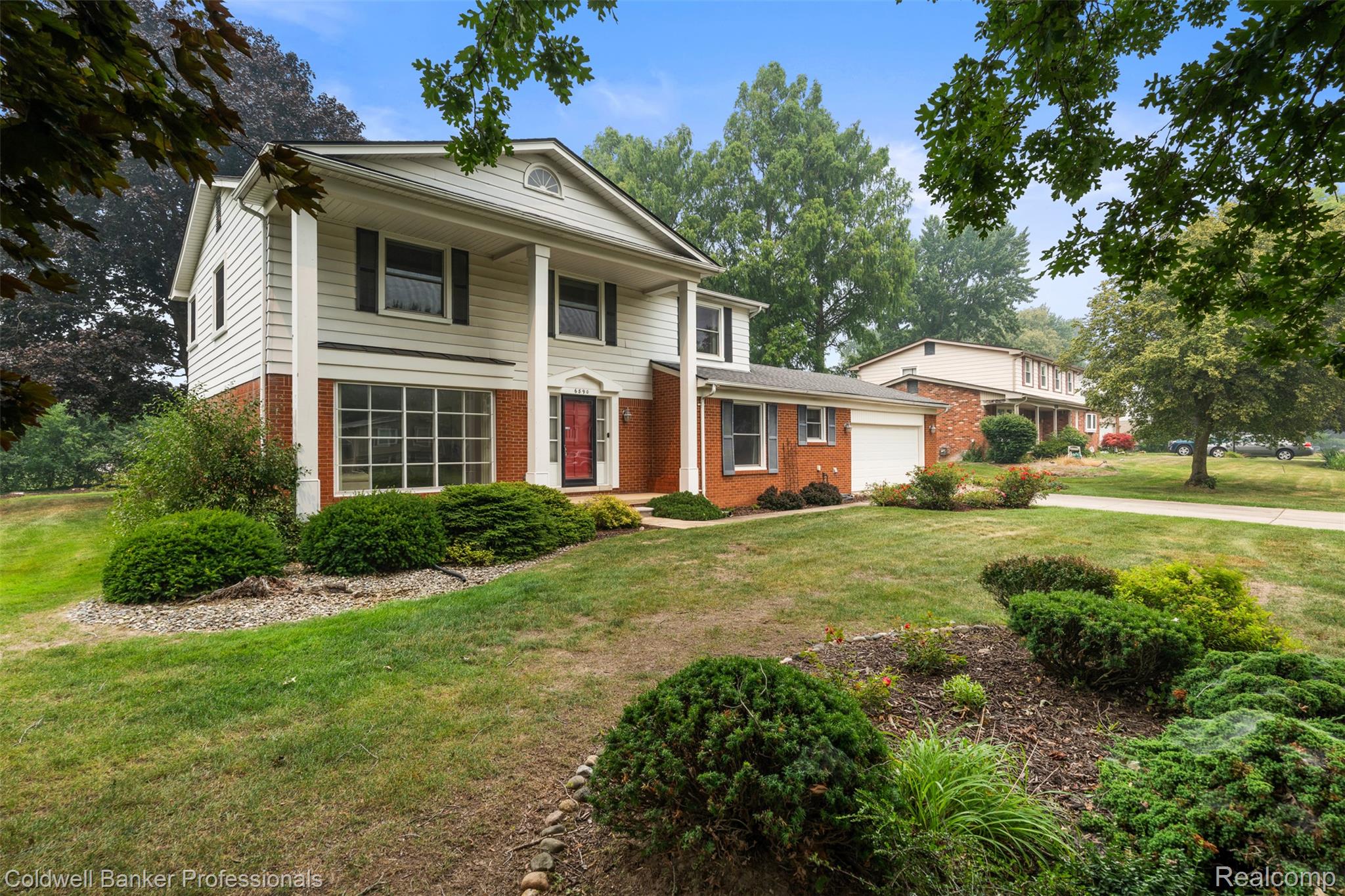 6890 Alderley Way Property Photo 2
