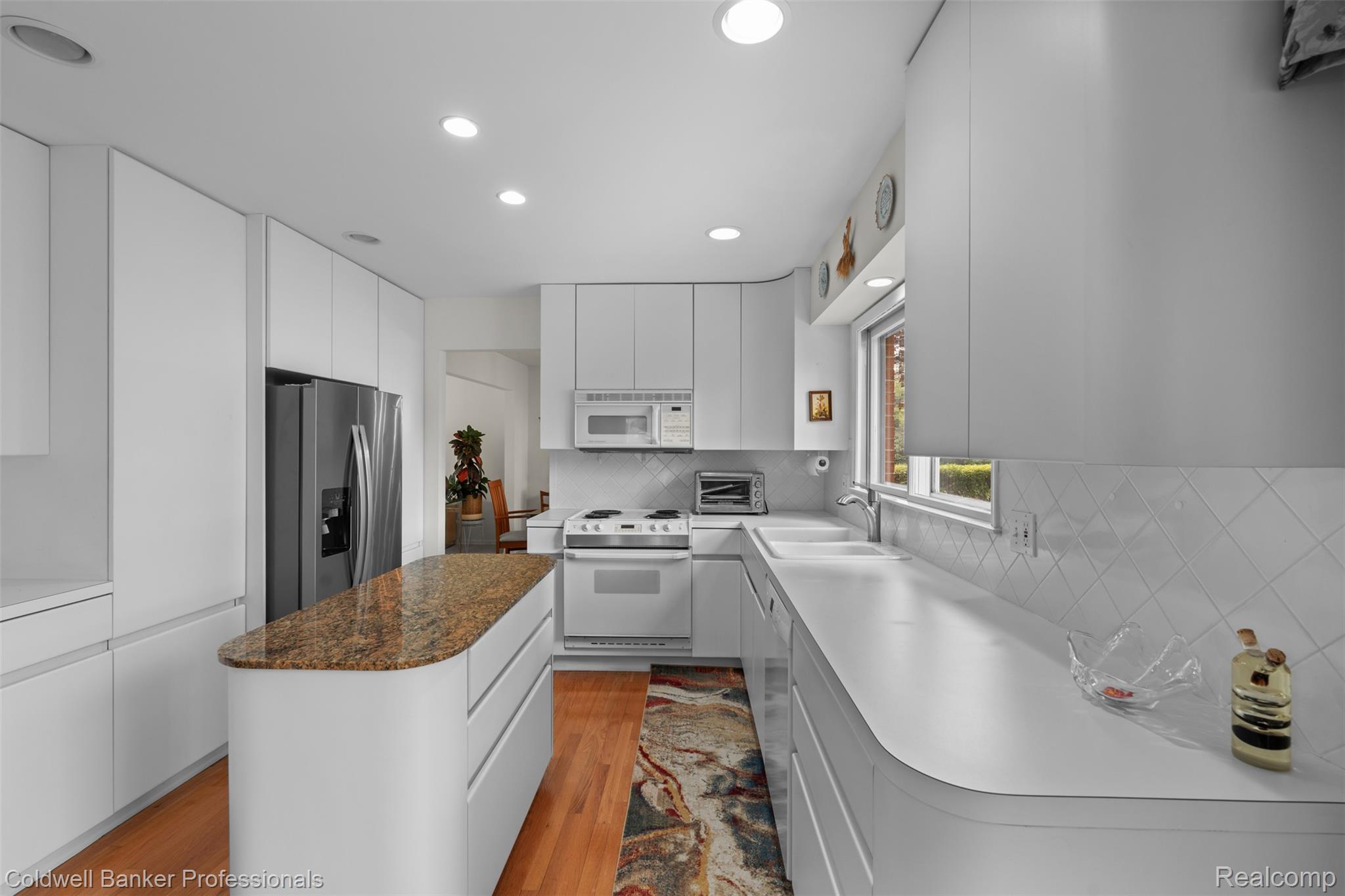 6890 Alderley Way Property Photo 13