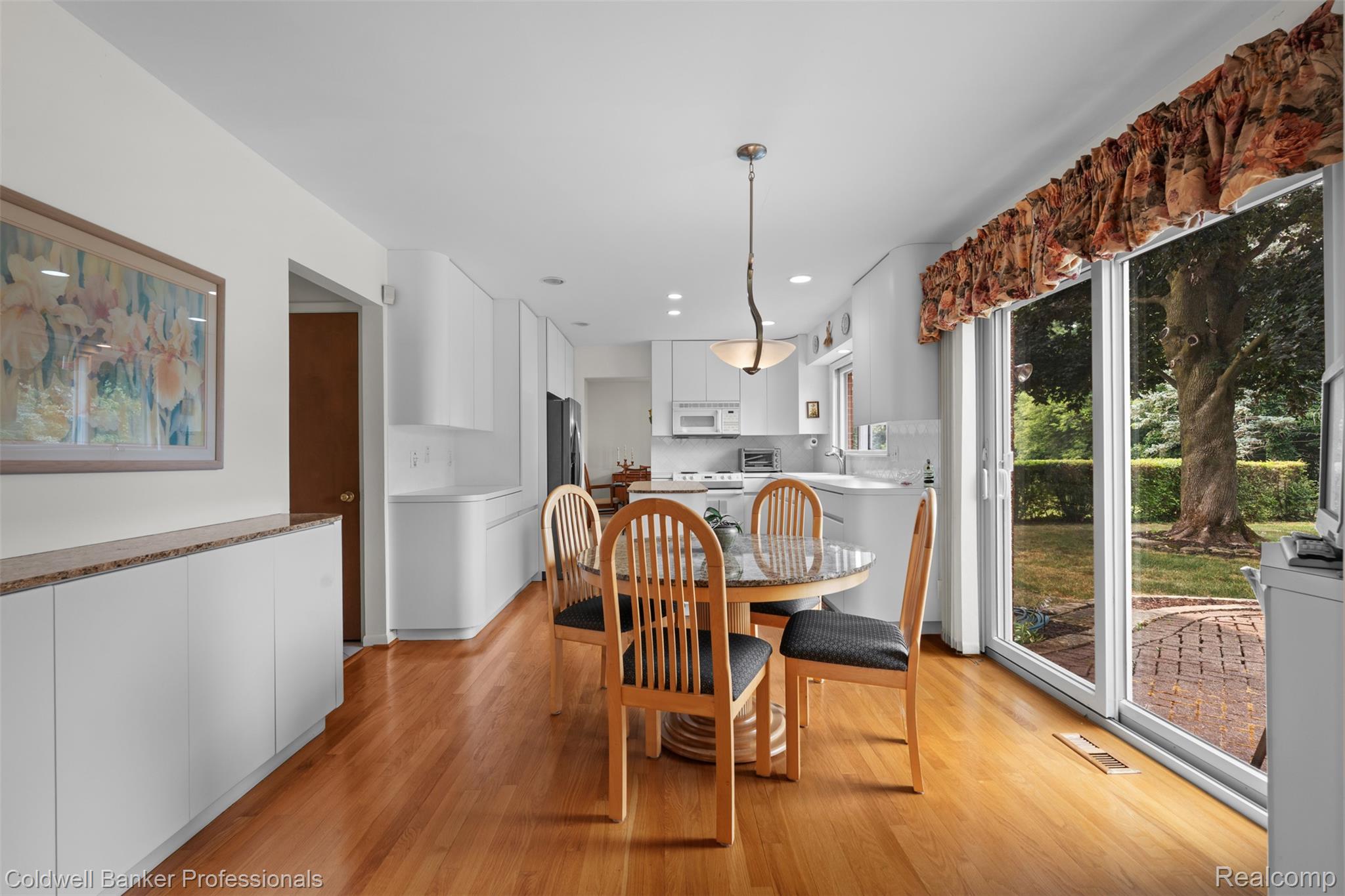 6890 Alderley Way Property Photo 17