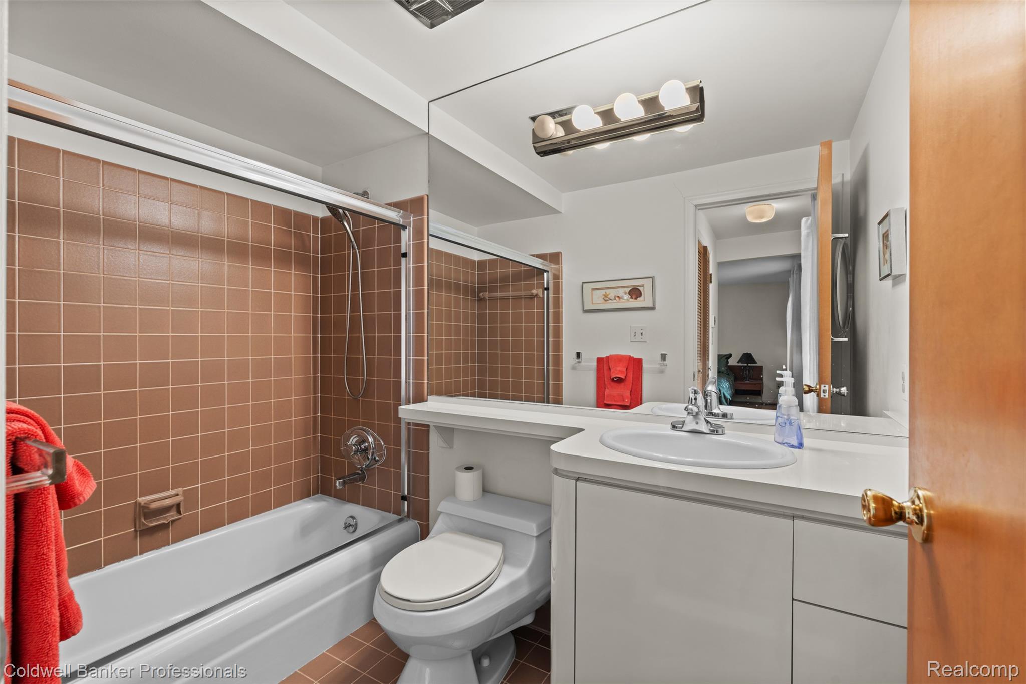 6890 Alderley Way Property Photo 31