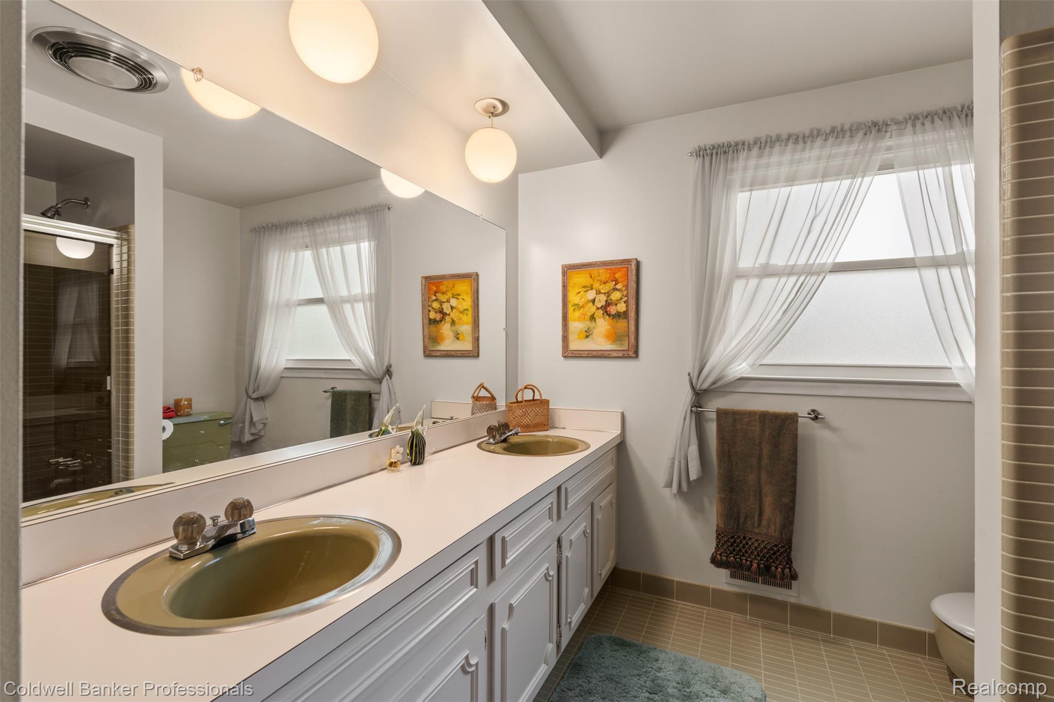 6890 Alderley Way Property Photo 33