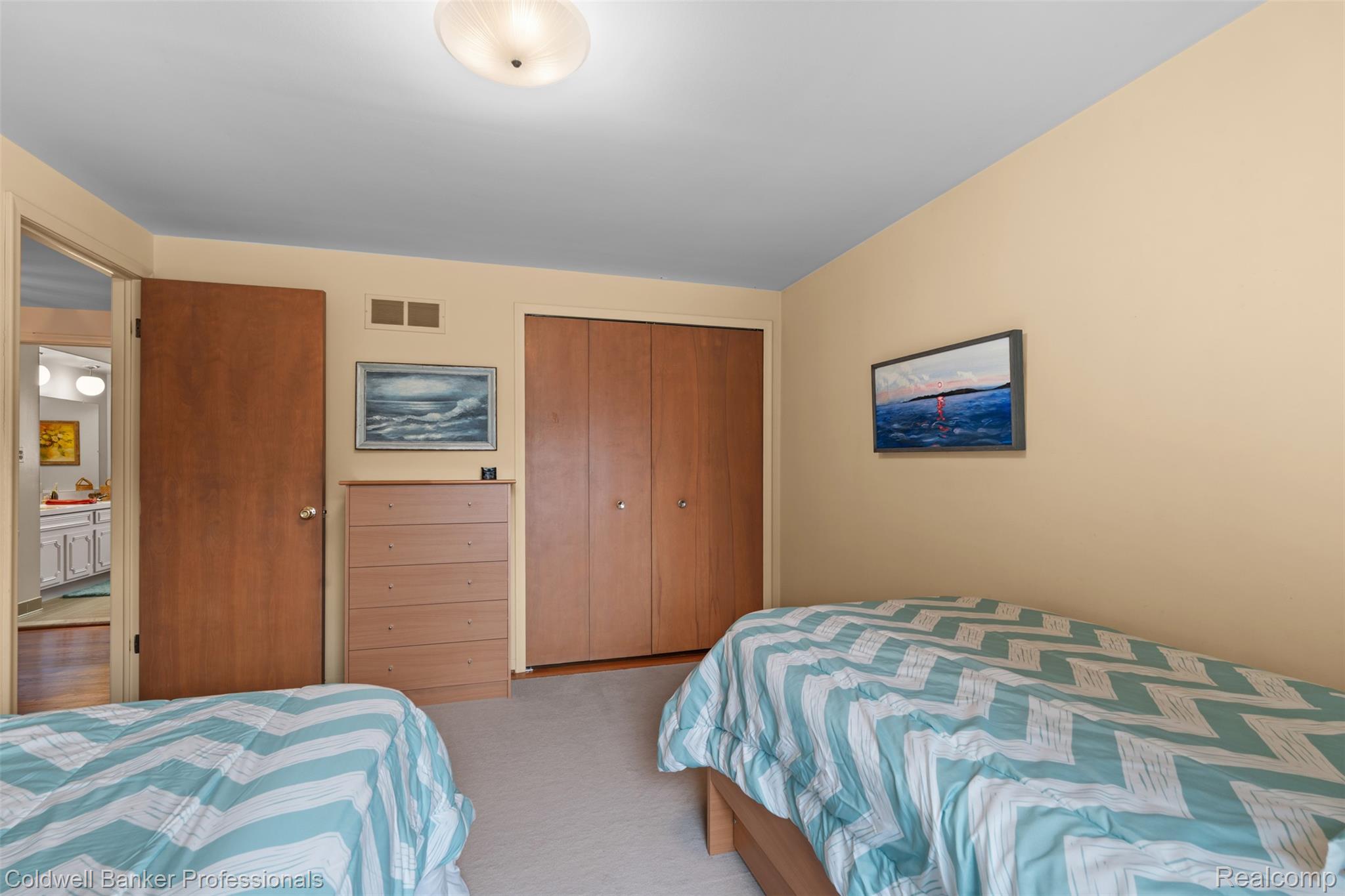6890 Alderley Way Property Photo 37