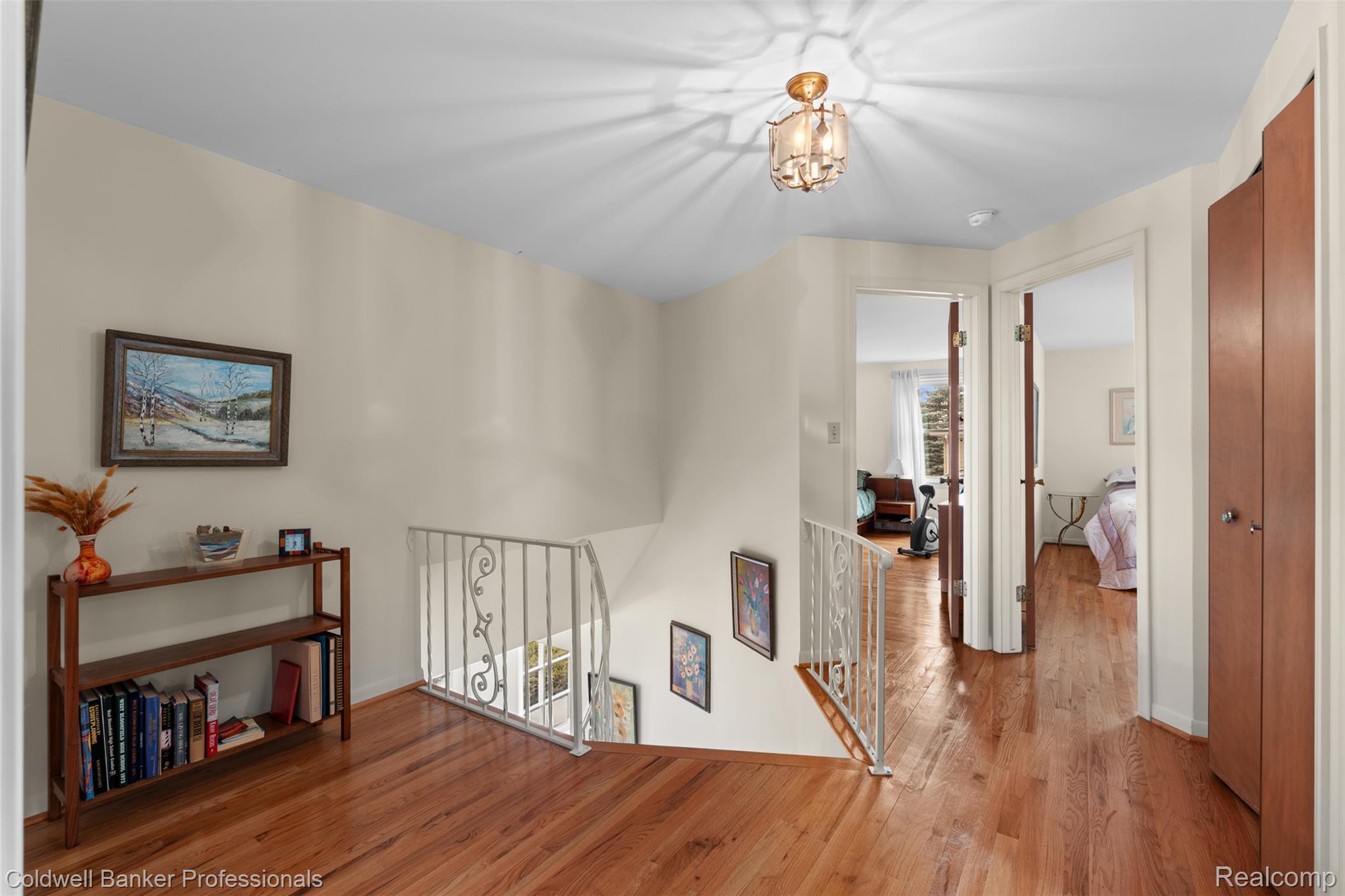6890 Alderley Way Property Photo 38