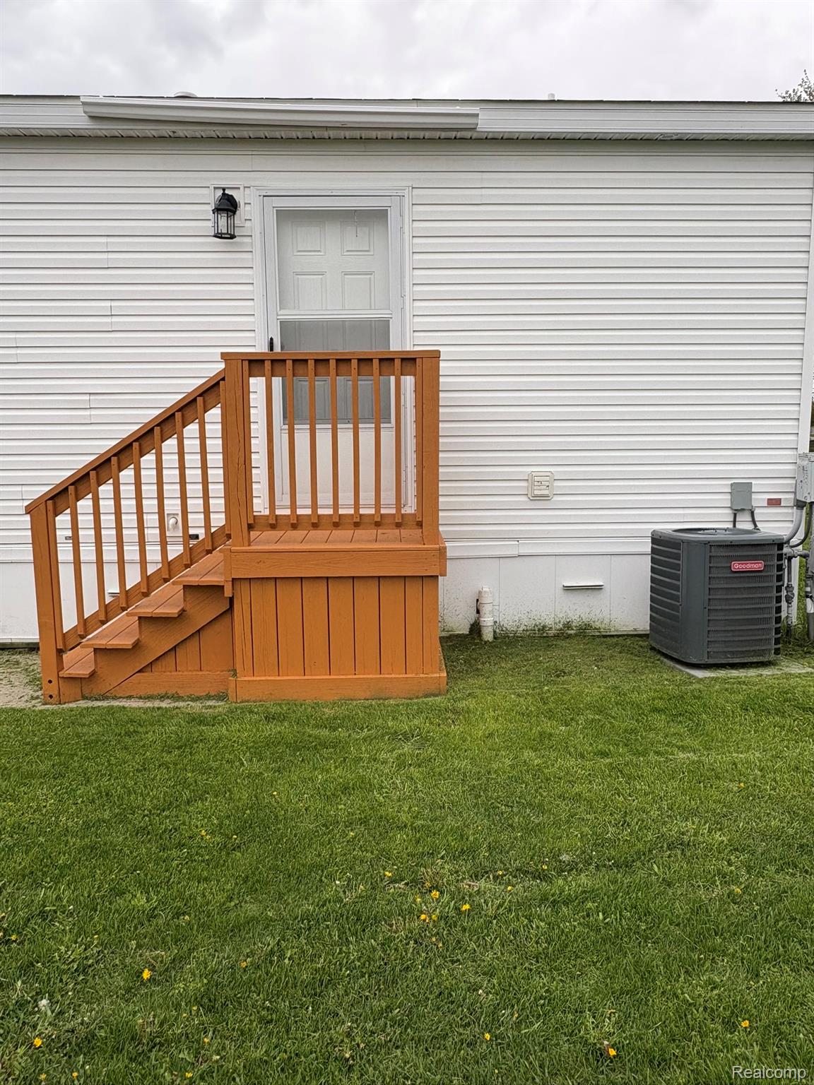 3621 Hawthorne Street Property Photo 5