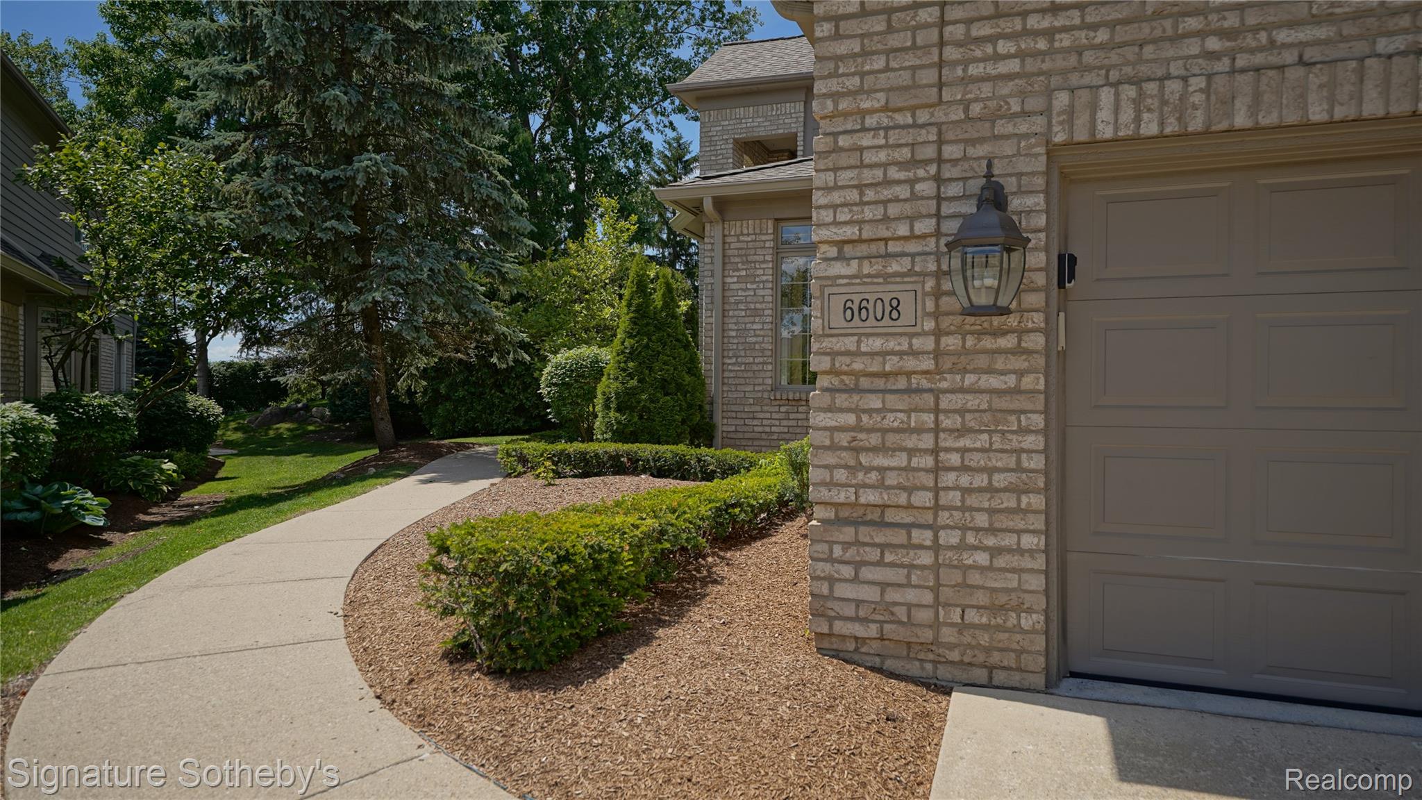 6608 Enclave Drive Property Photo 3