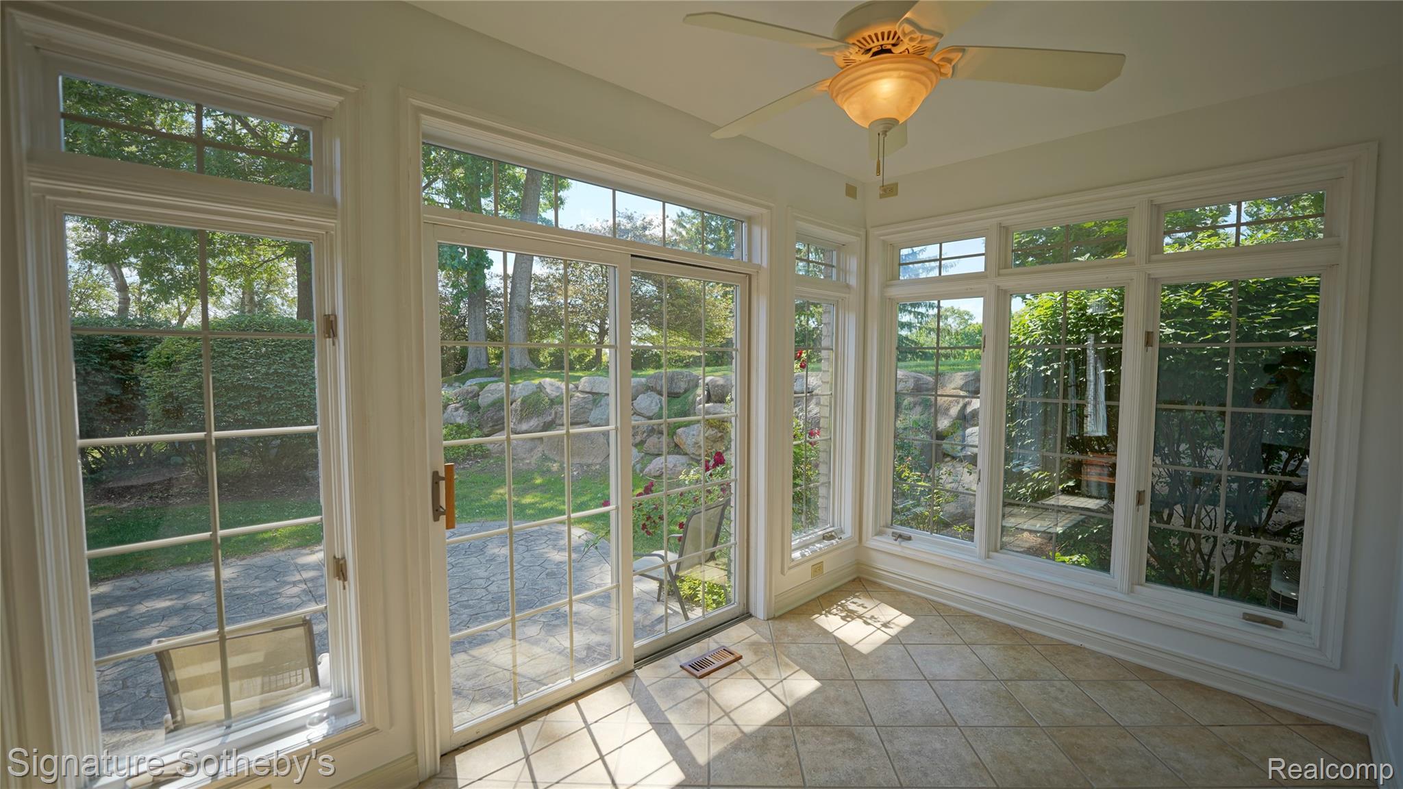 6608 Enclave Drive Property Photo 10