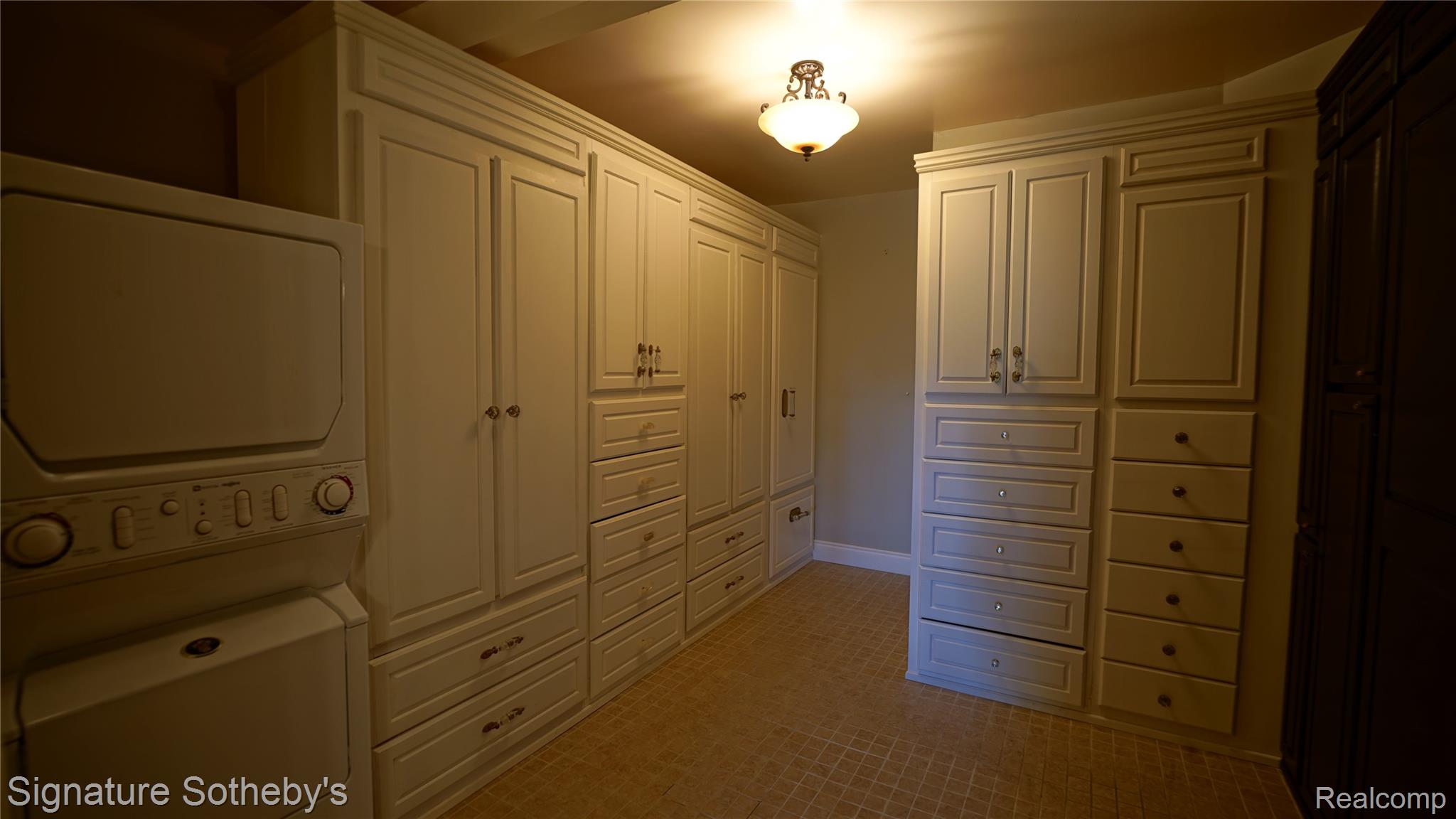 6608 Enclave Drive Property Photo 16