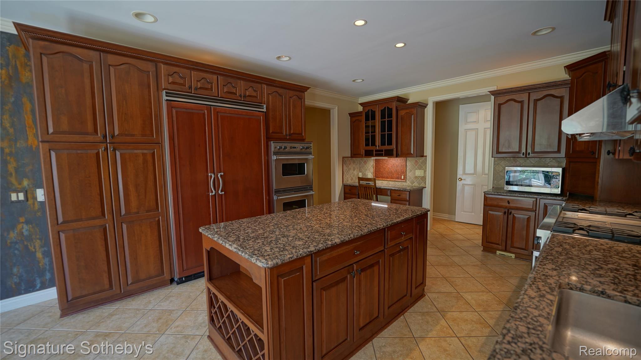 6608 Enclave Drive Property Photo 22