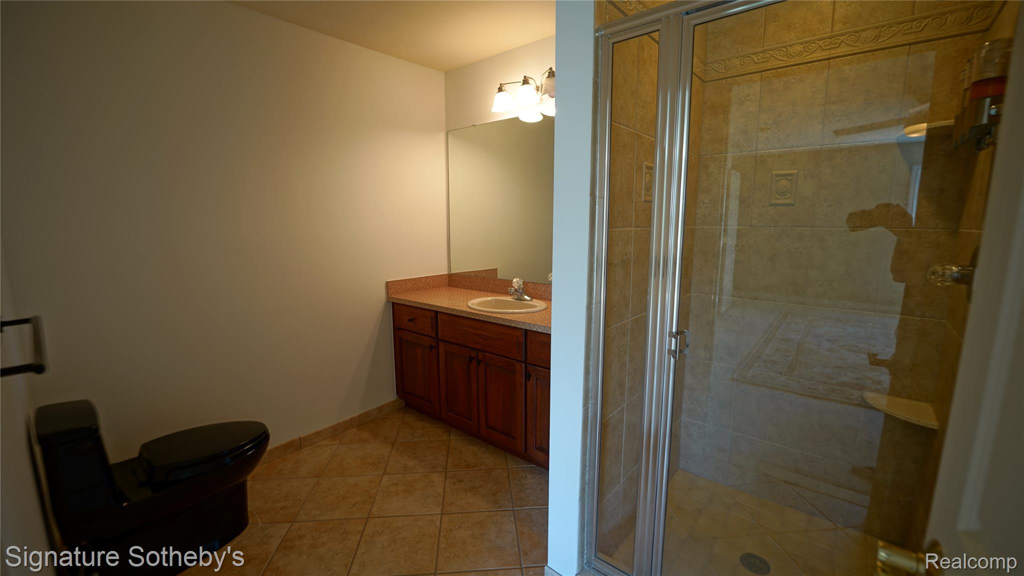6608 Enclave Drive Property Photo 24