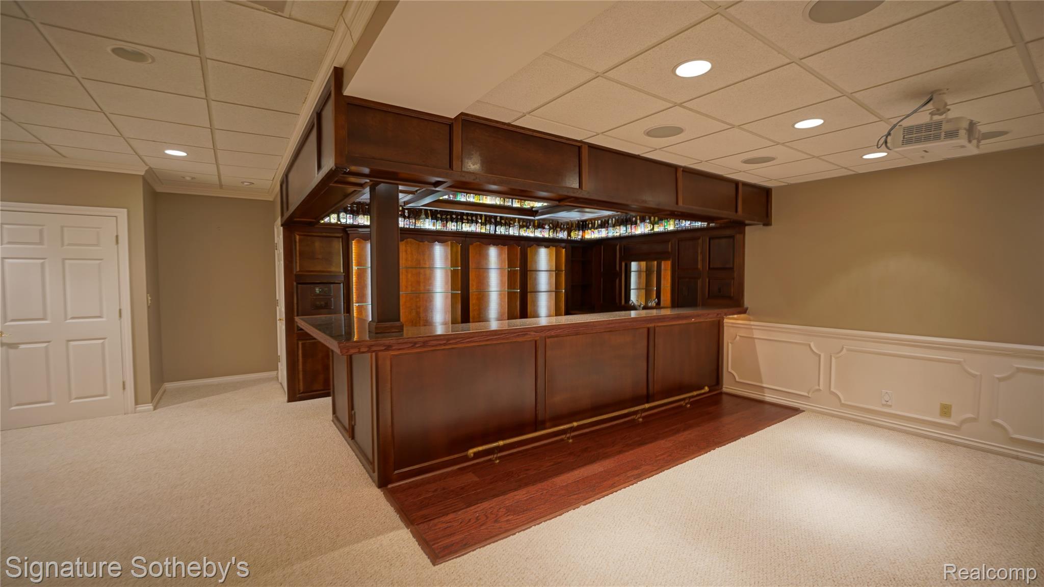 6608 Enclave Drive Property Photo 32