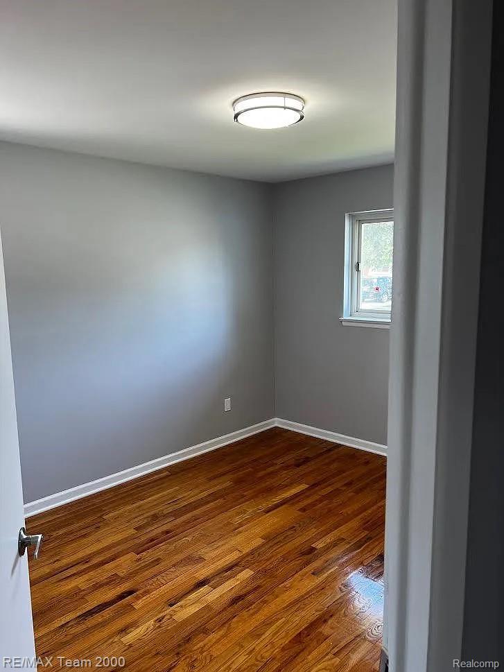 6577 N Lafayette Street Property Photo 7