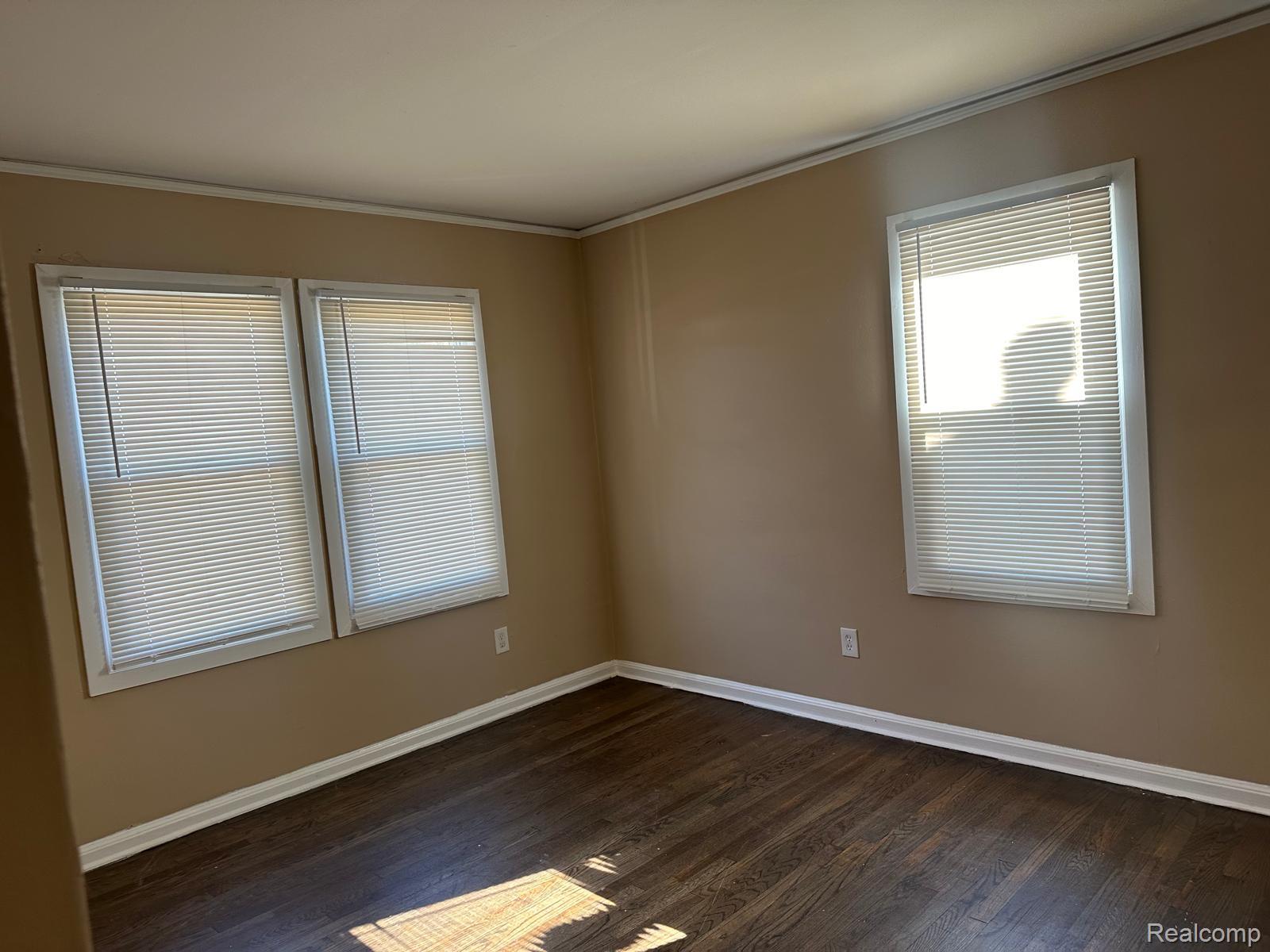 19337 Annott Street Property Photo 9