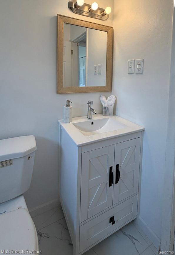 28521 Sutherland Street Property Photo 11
