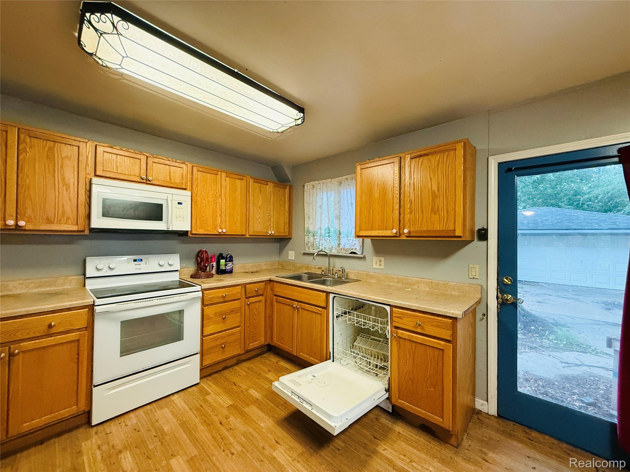 1501 Barchester Street Property Photo 2