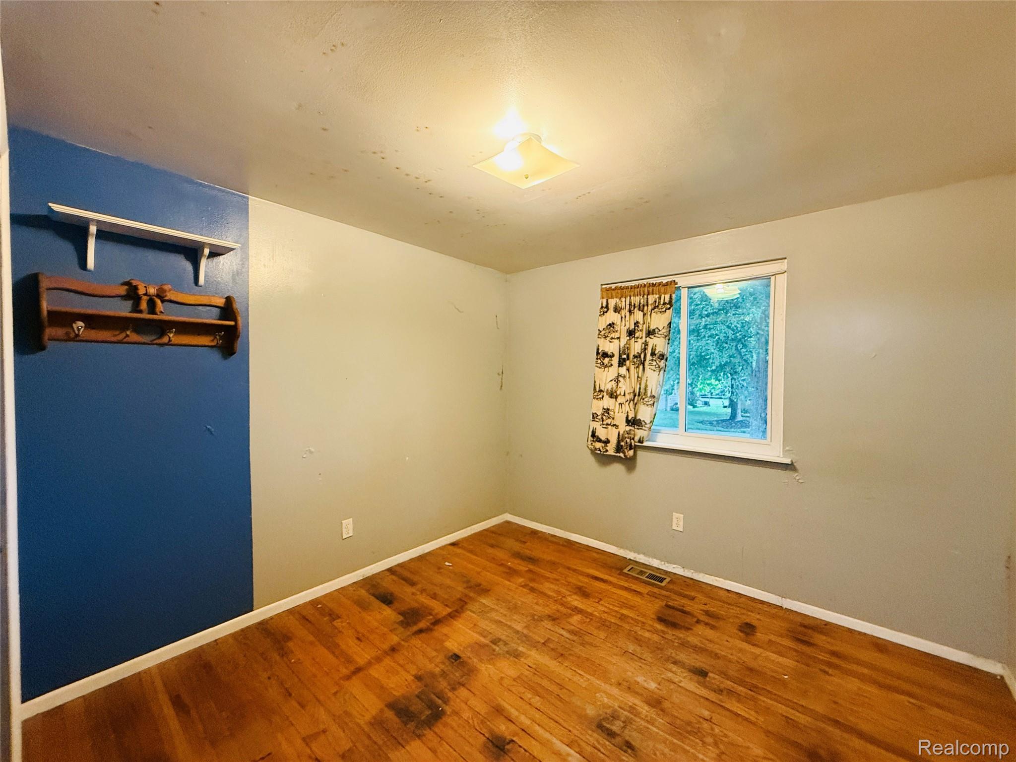 1501 Barchester Street Property Photo 4