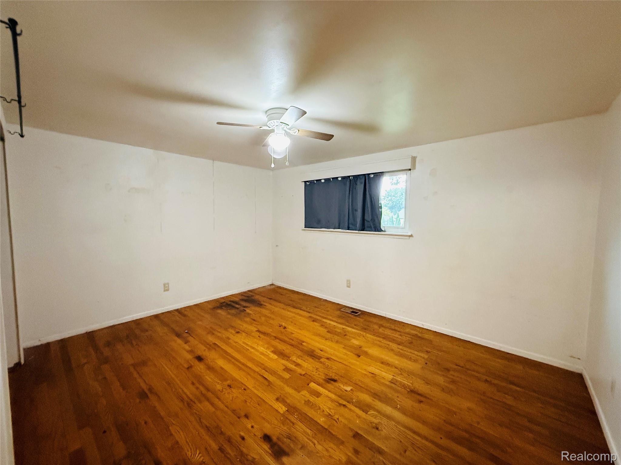 1501 Barchester Street Property Photo 5