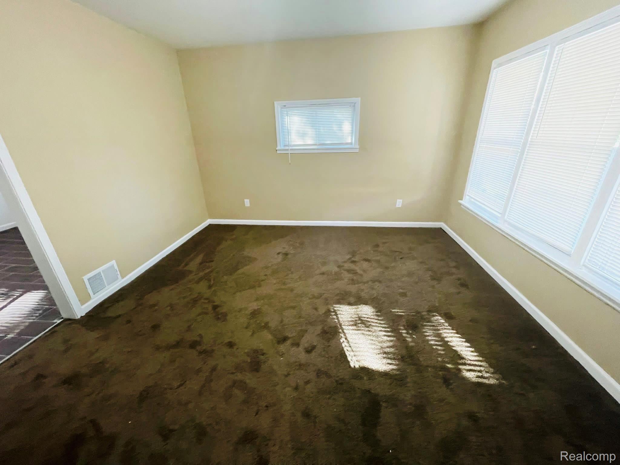 17564 Cooley Street Property Photo 6