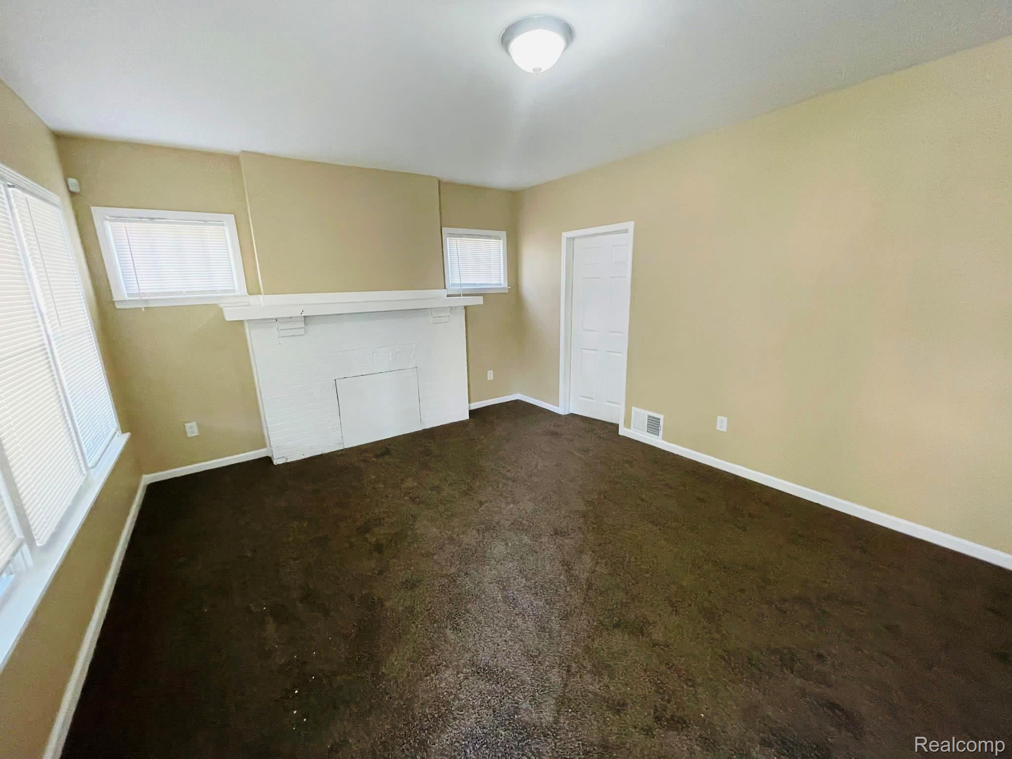 17564 Cooley Street Property Photo 8