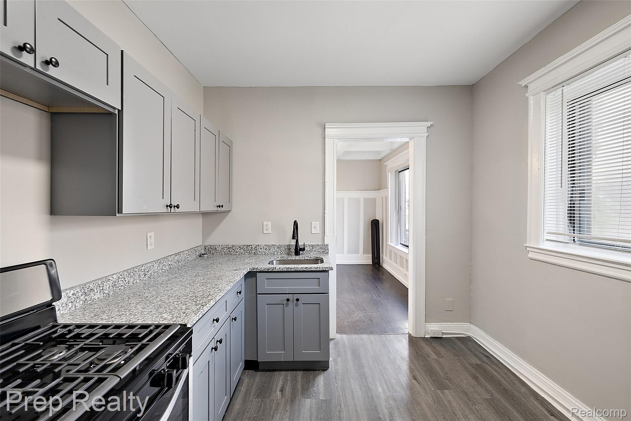 68 E E. Willis Street 4 Property Photo 8
