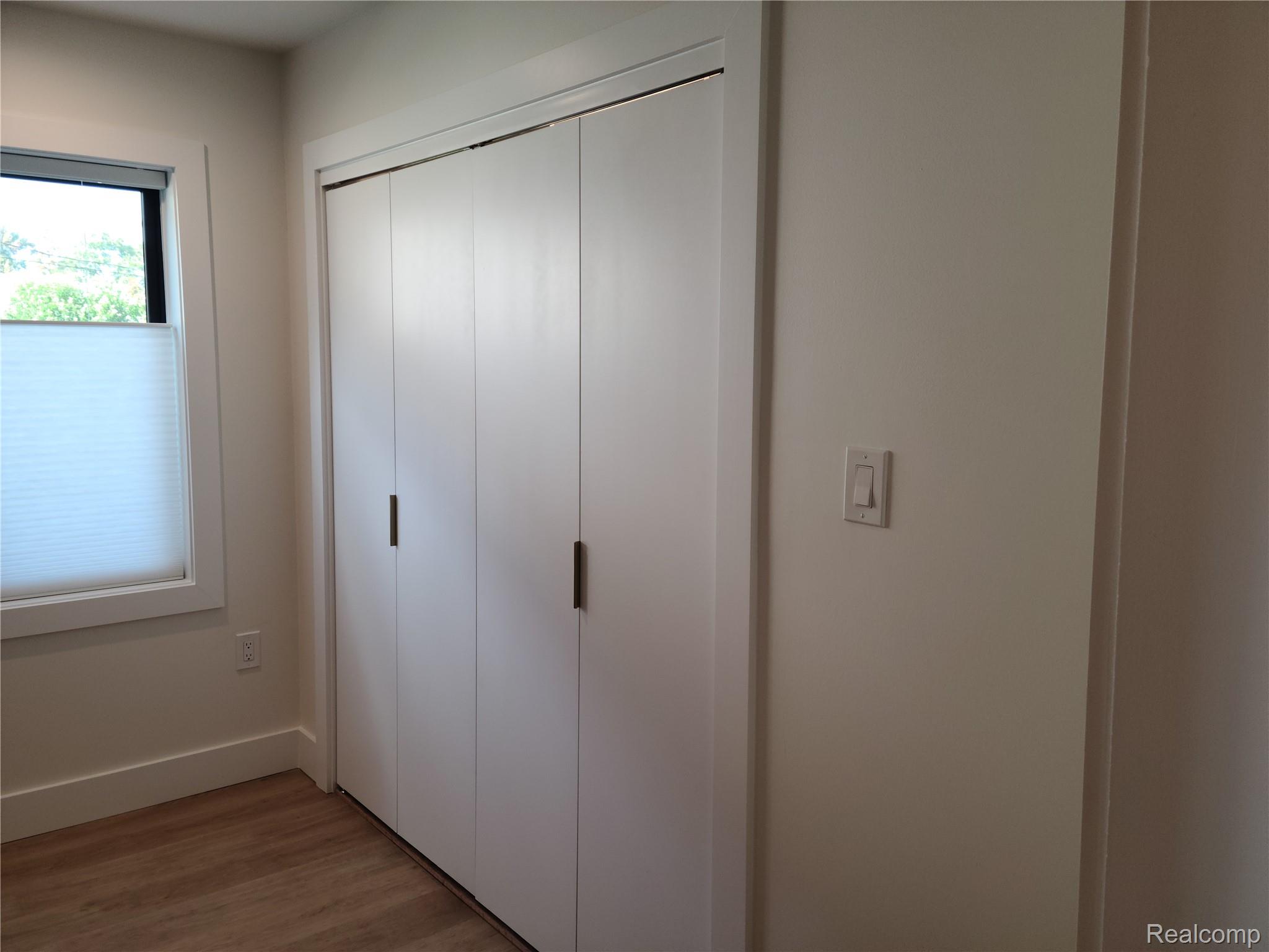 26514 Barrington Street Property Photo 24