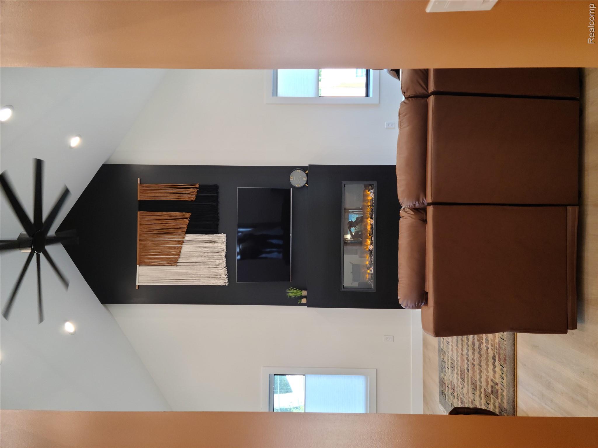 26514 Barrington Street Property Photo 37