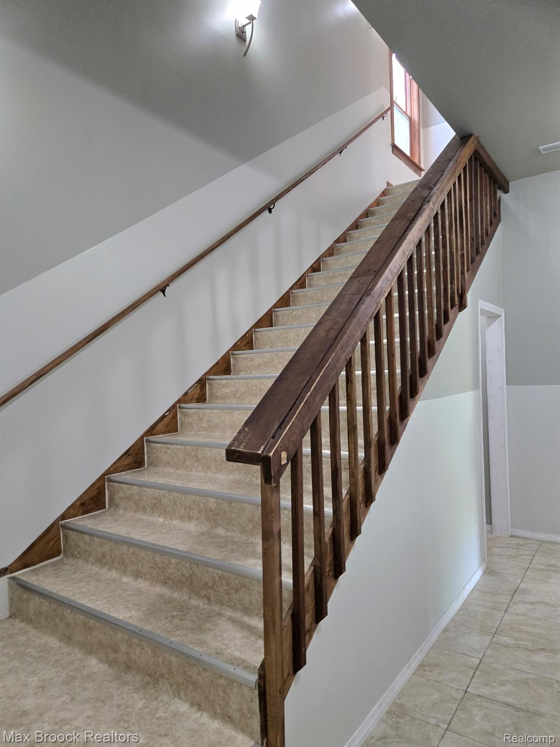265 Huron Forest Drive Property Photo 15