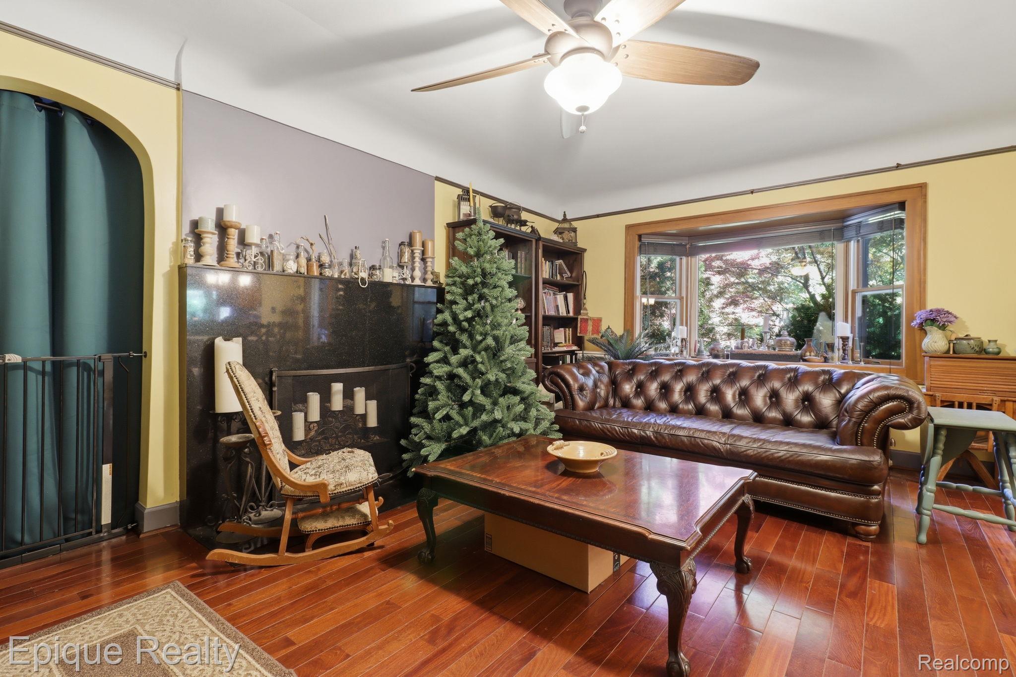 21085 Metroview Road Property Photo 10