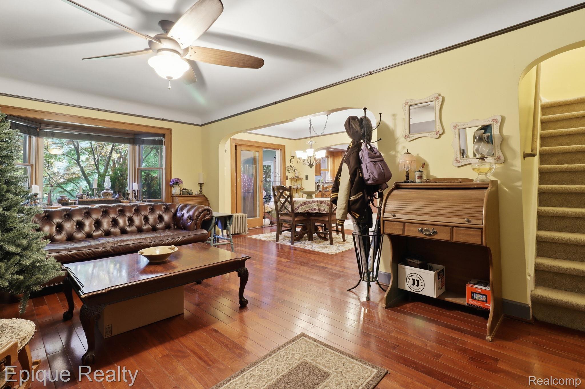21085 Metroview Road Property Photo 11