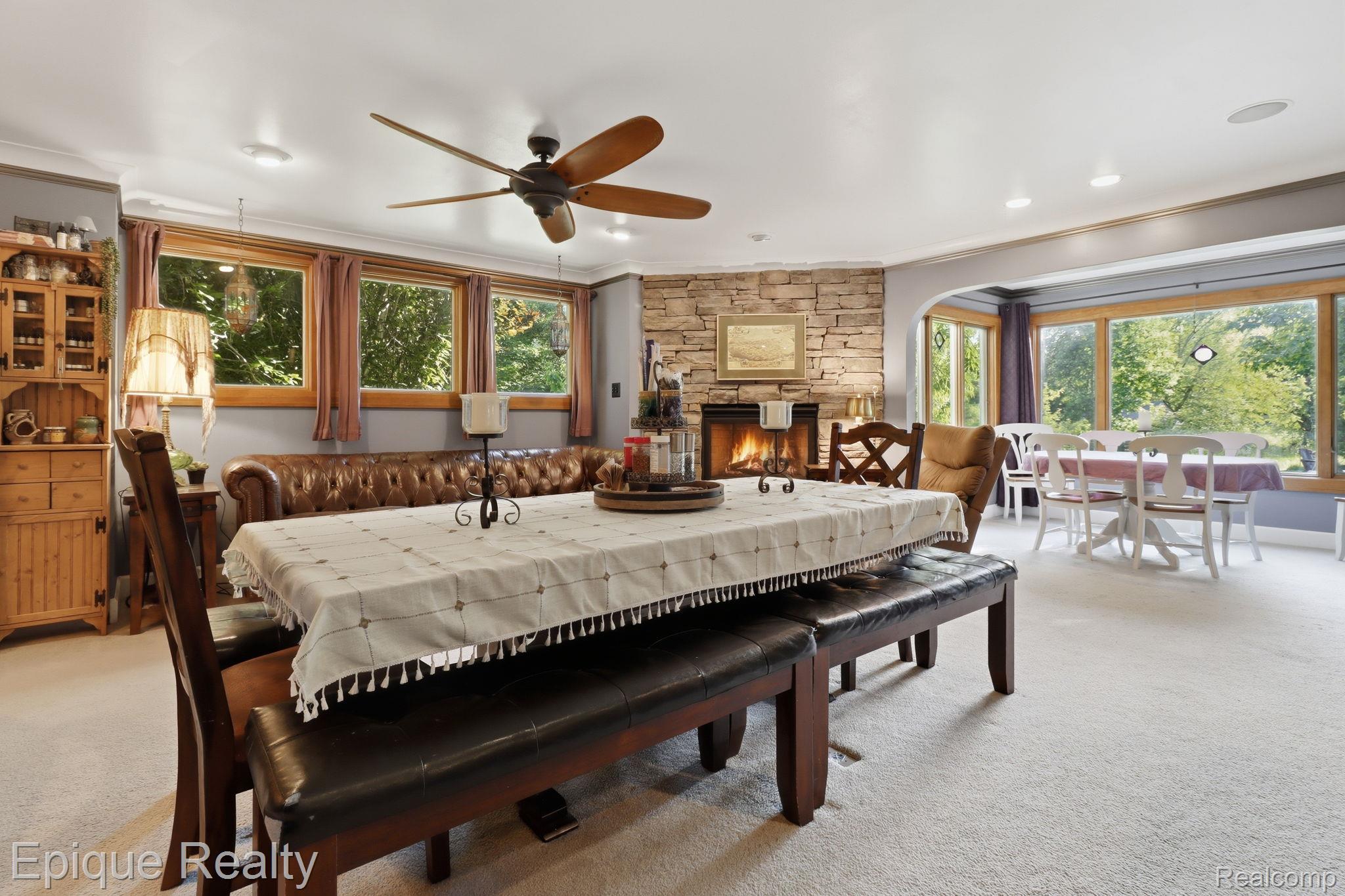 21085 Metroview Road Property Photo 17