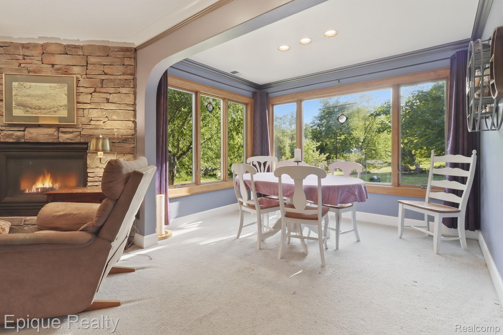21085 Metroview Road Property Photo 18