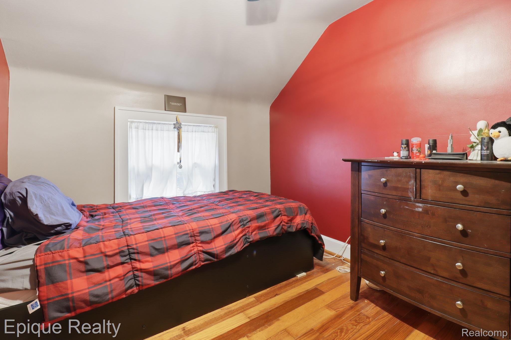21085 Metroview Road Property Photo 28
