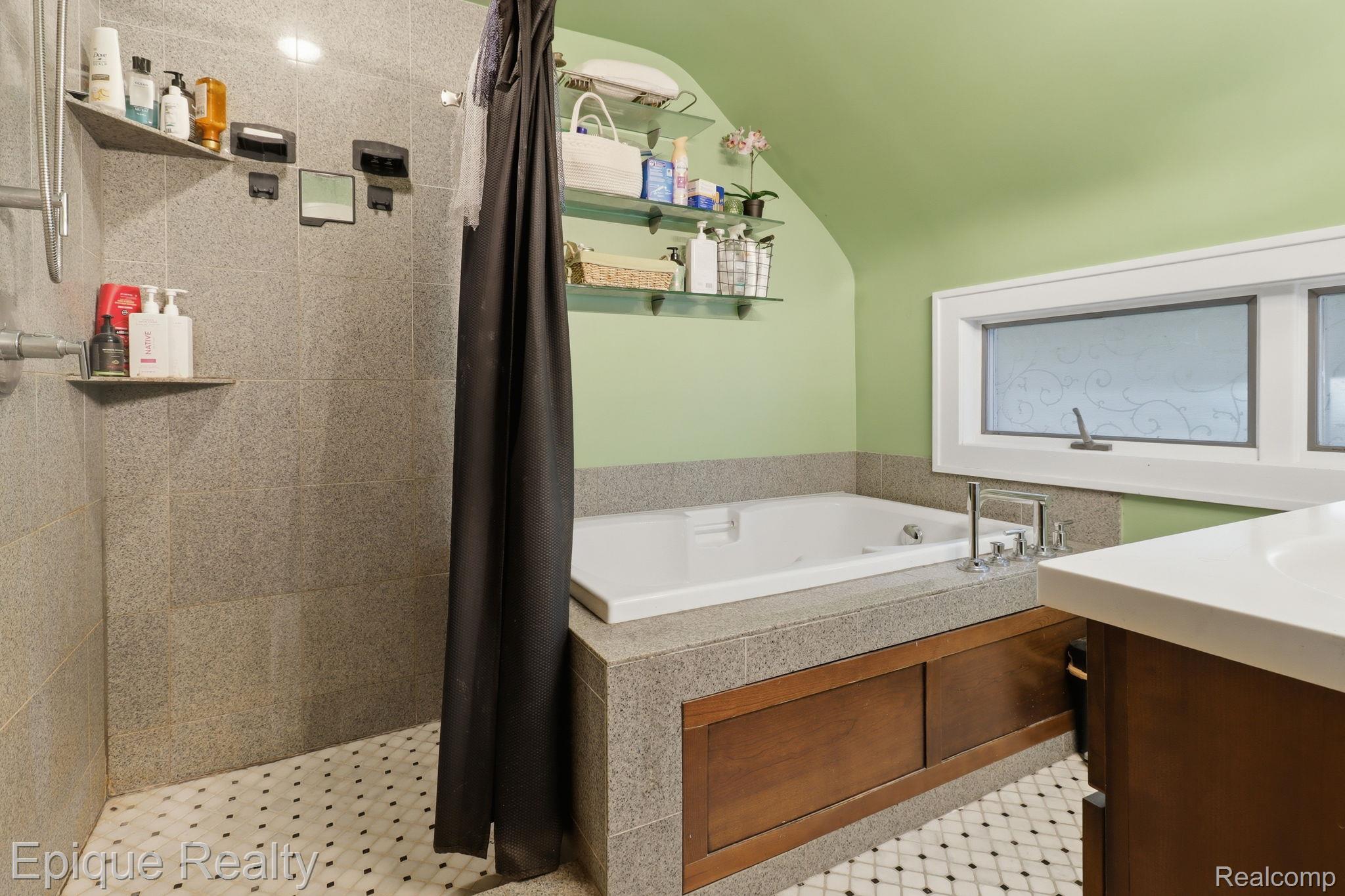 21085 Metroview Road Property Photo 31