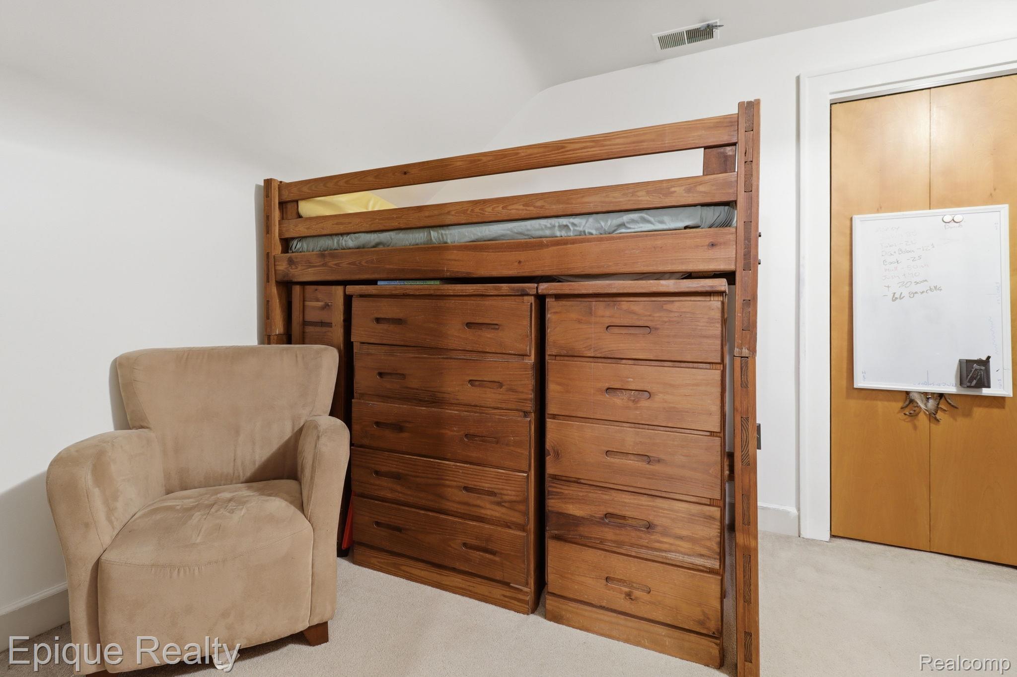 21085 Metroview Road Property Photo 36