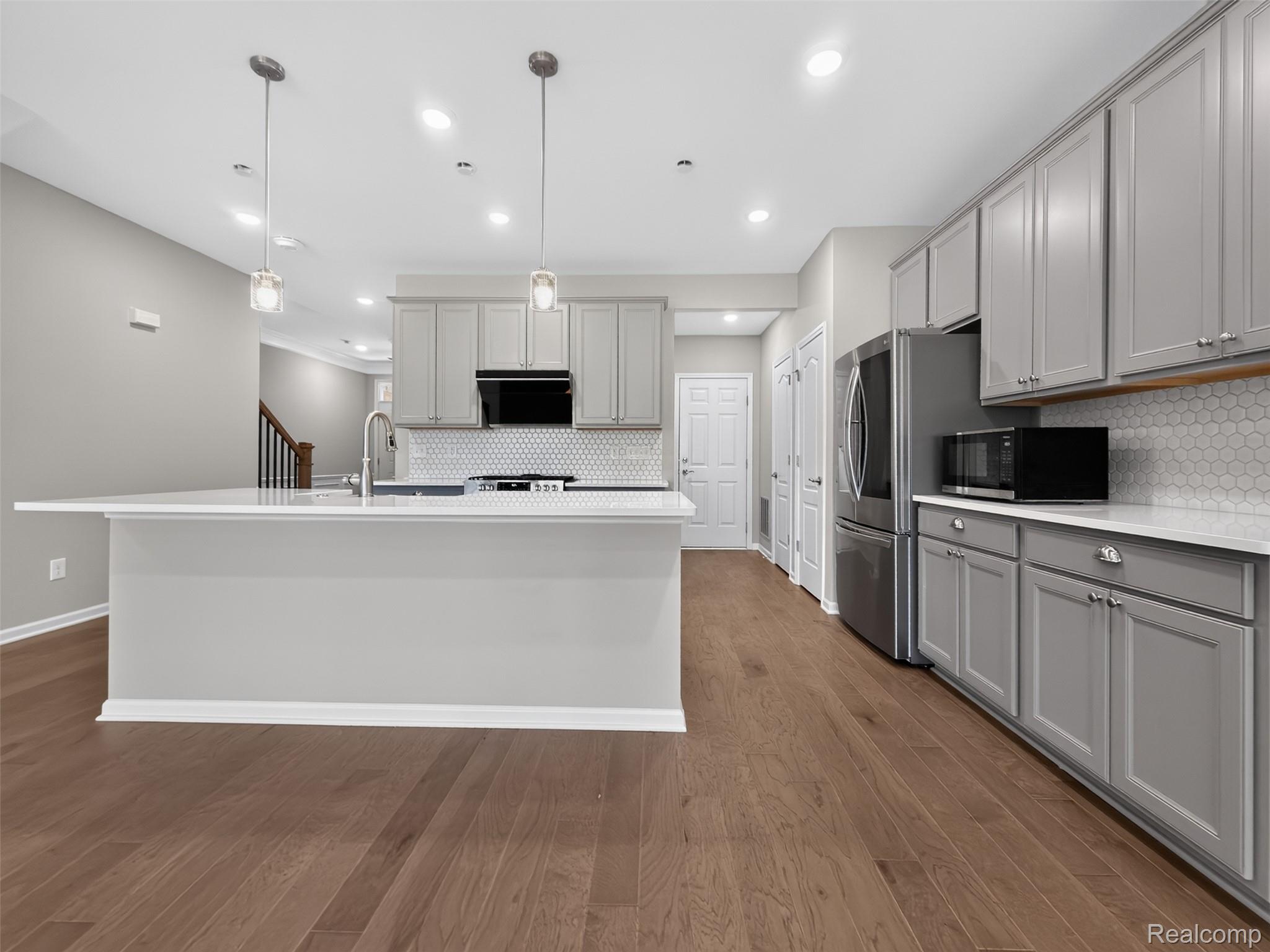 1673 Addison Circle Property Photo 17